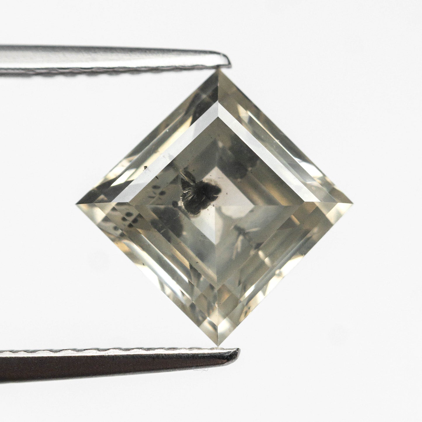 2.99ct 7.84x7.82x4.75mm Carré Step Cut 26787-37