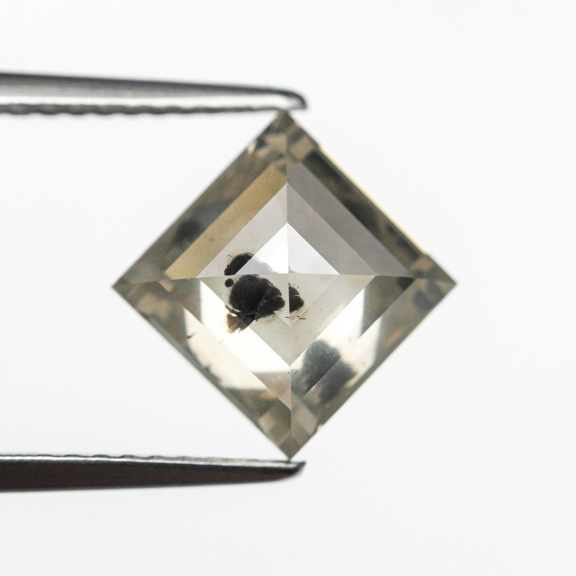 2.99ct 7.84x7.82x4.75mm Carré Step Cut 26787-37