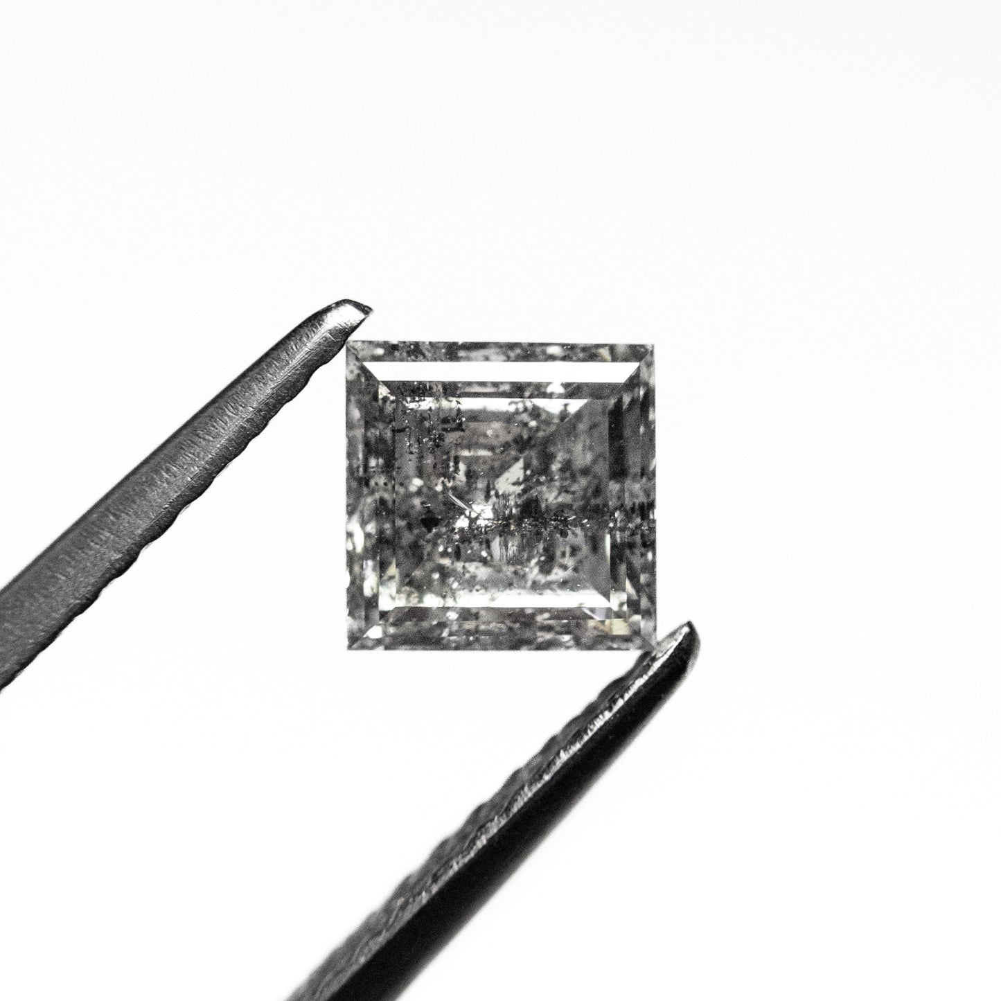 0.86ct 5.03x5.00x3.45mm カレステップカット 🇨🇦 27009-01