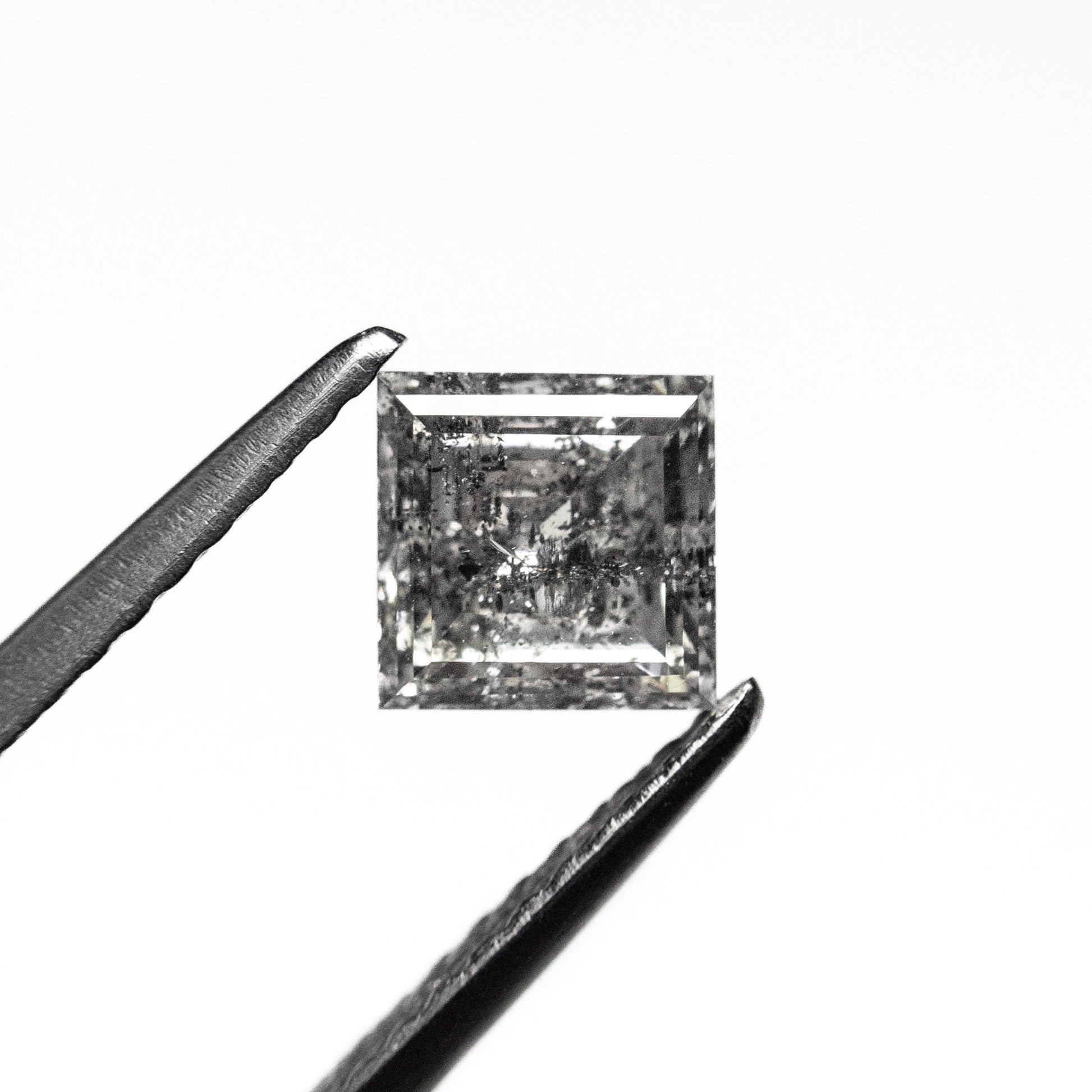 0.86ct 5.03x5.00x3.45mm カレステップカット 🇨🇦 27009-01