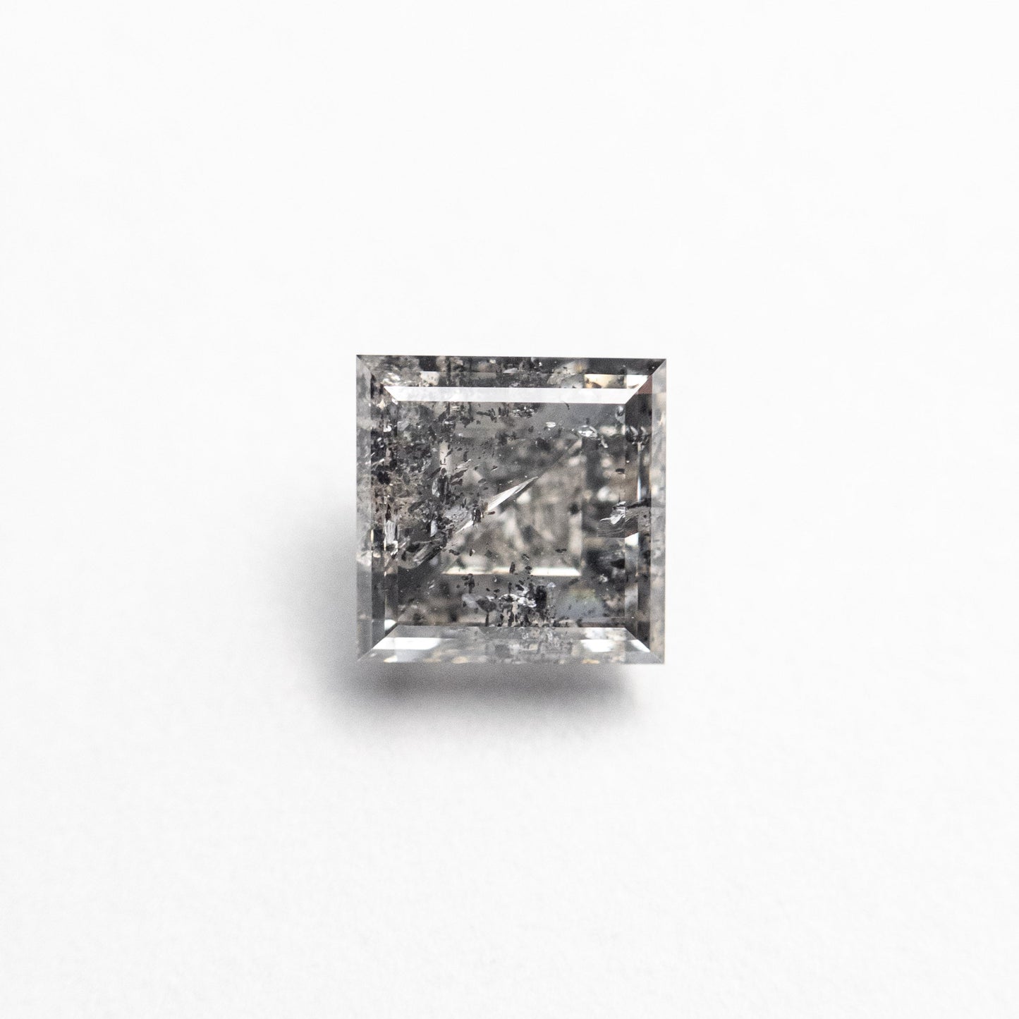 0.71ct 5.02x5.00x2.92mm カレステップカット 🇨🇦 27010-01