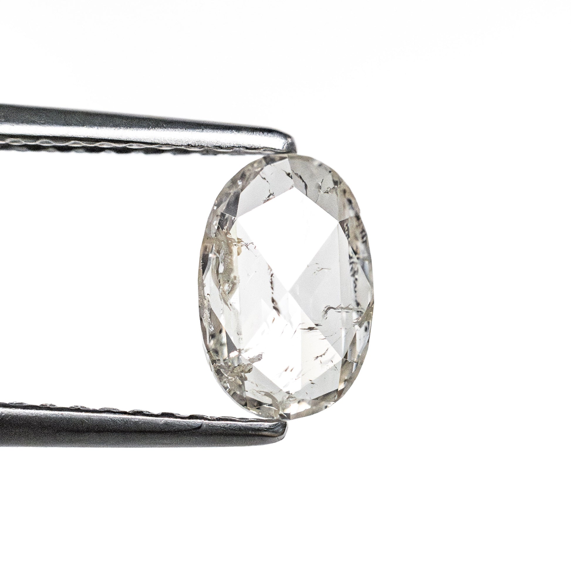 0.86カラット 7.87x5.21x2.19mm I2 M オーバル ローズカット 27066-05