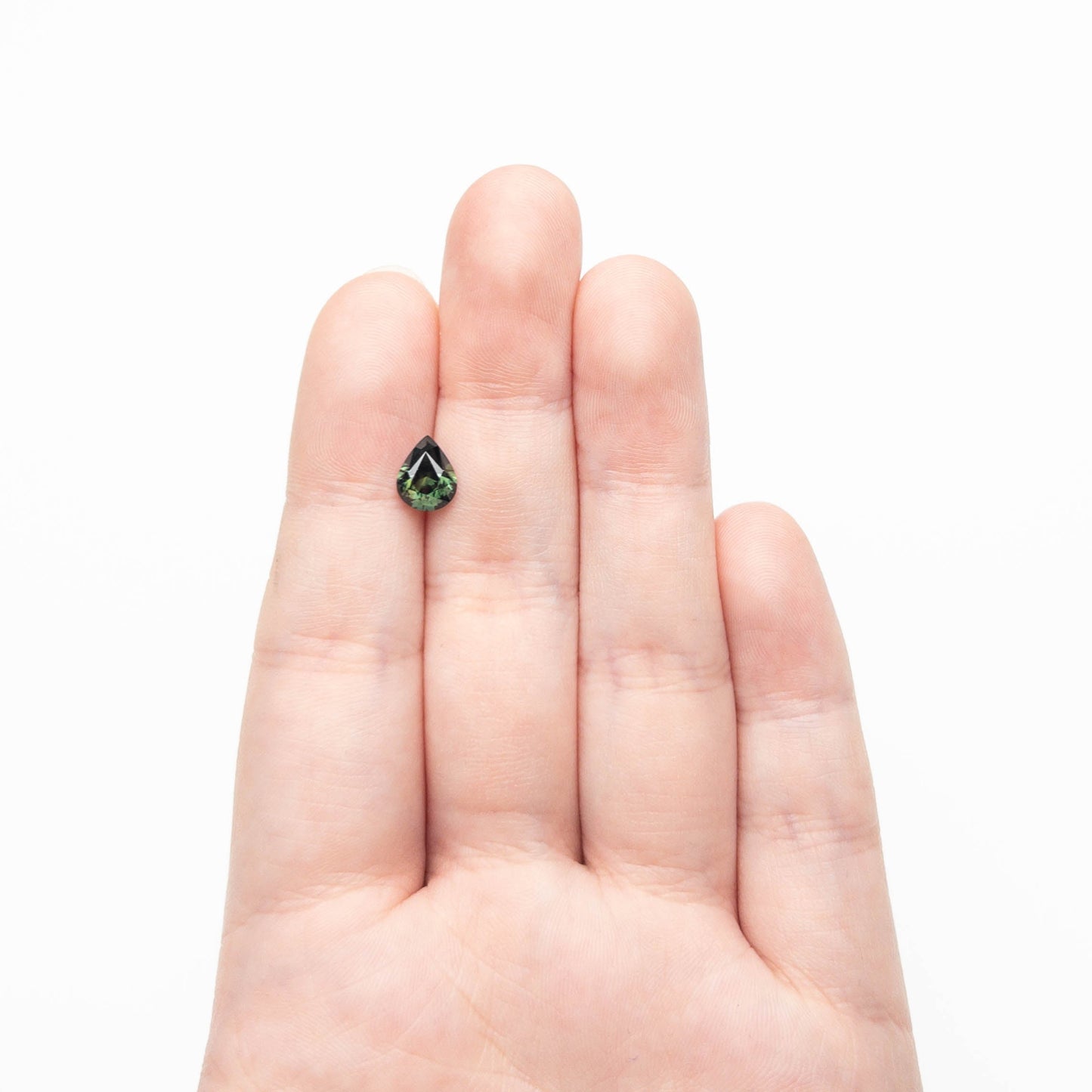 1.54カラット 8.32x6.55x4.40mm ペアシェイプ ブリリアントサファイア 27147-02