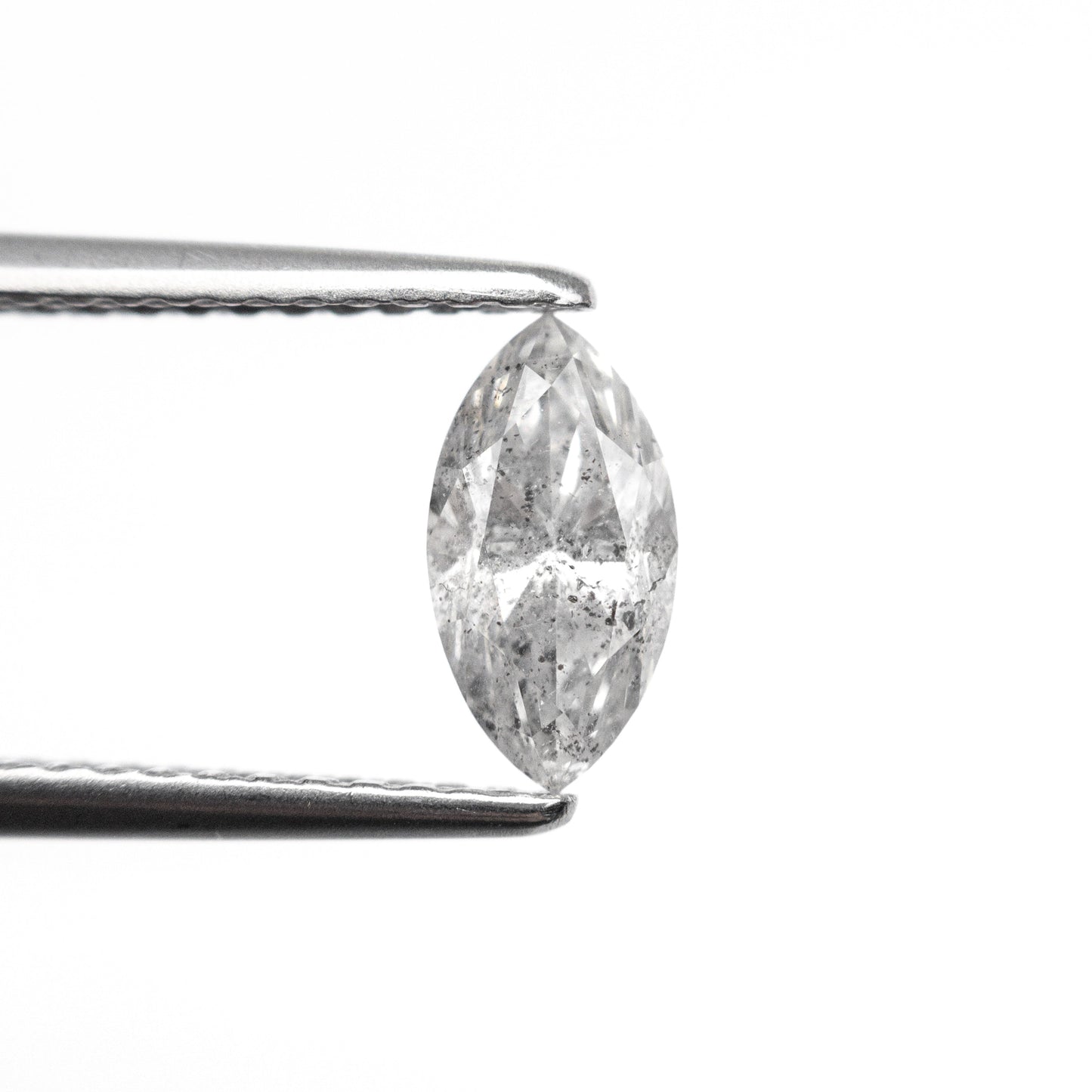 0.68カラット 8.20x4.26x3.18mm マーキースブリリアント 27226-04