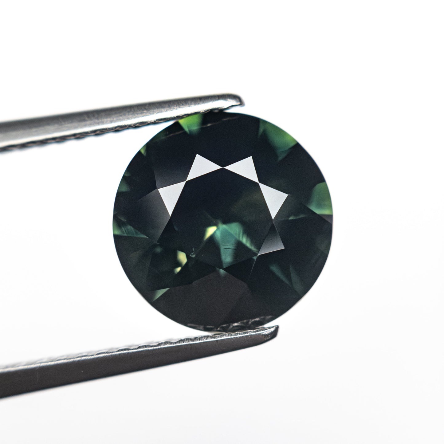 3.19カラット 9.27x9.23x5.44mm ラウンドブリリアントサファイア 27310-01