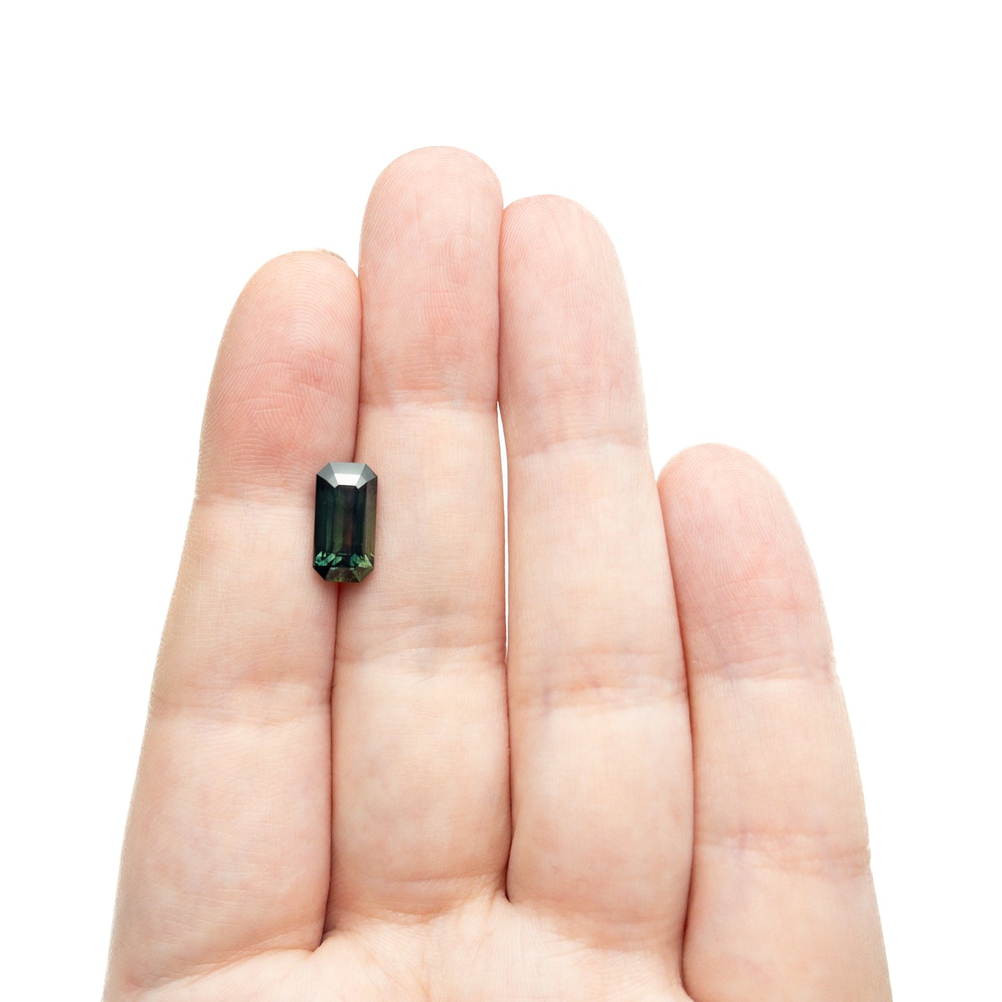 3.73カラット 11.89x6.14x4.89mm カットコーナー レクタングル ステップカット サファイア 27306-01