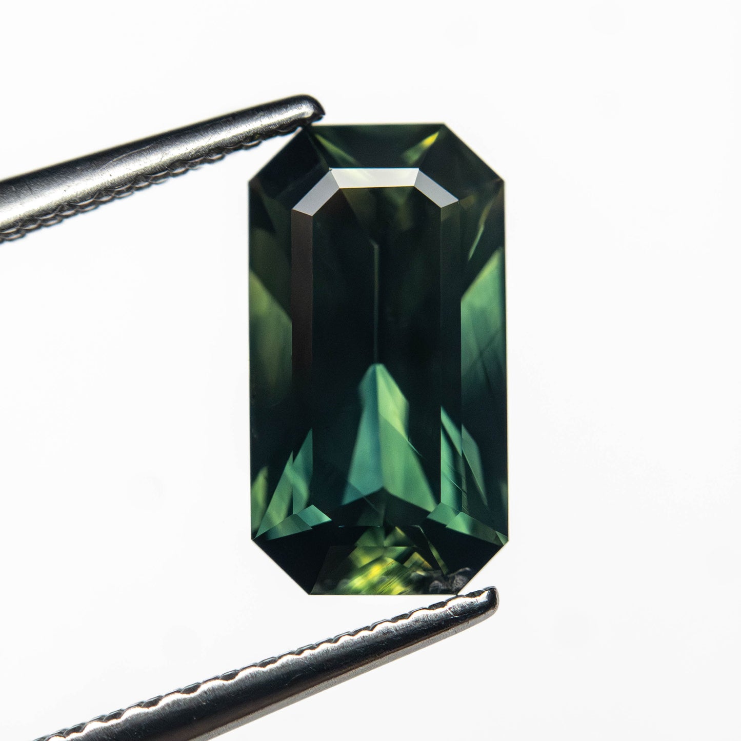 2.00ct 10.37x5.65x3.70mm Cut Corner Rectangle Step Cut Sapphire 27335-01