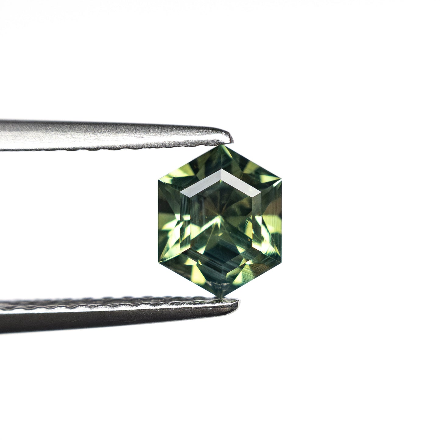 0.79ct 6.32x5.07x3.42mm ヘキサゴンステップカットサファイア 27336-02