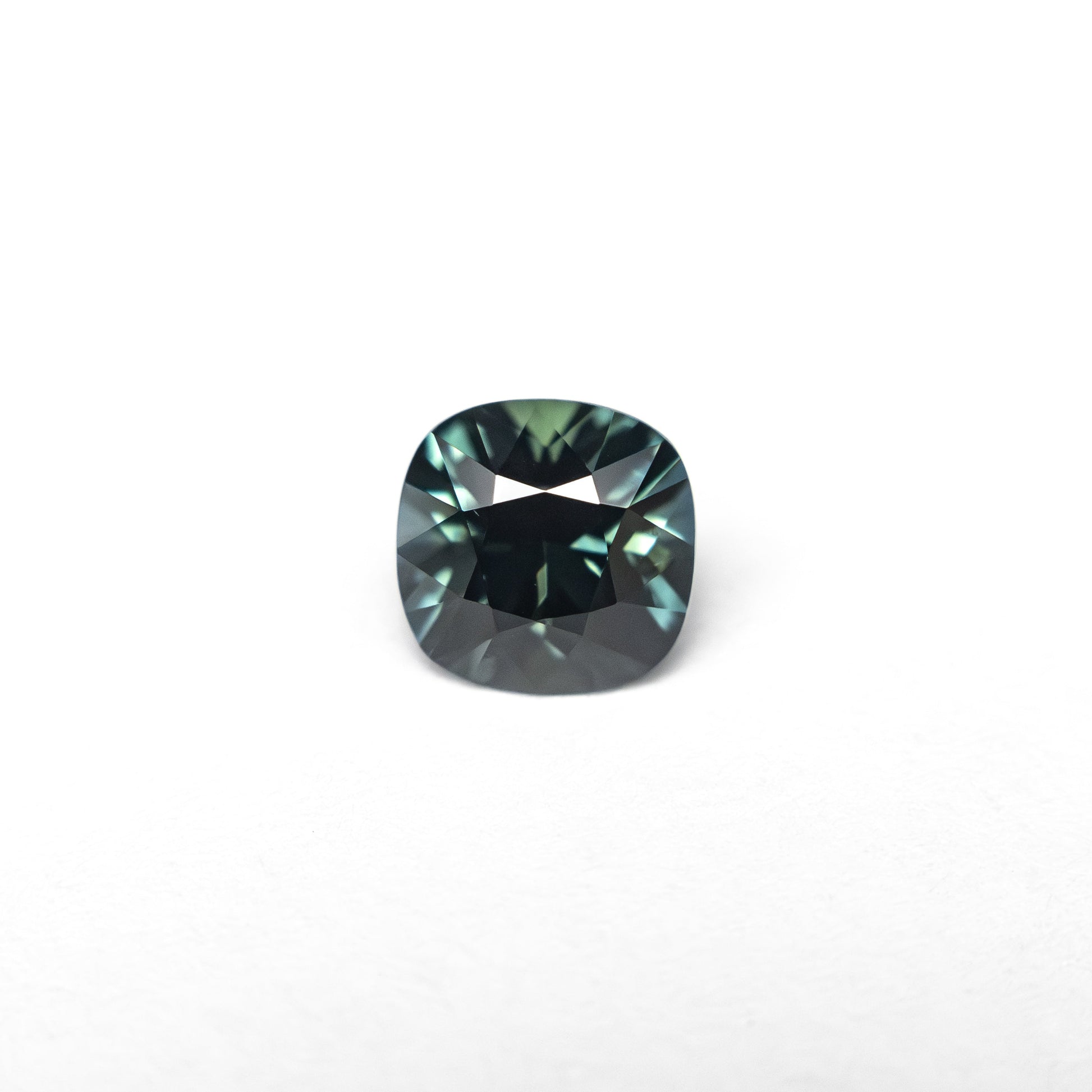 0.63カラット 4.92x4.91x3.52mm クッションブリリアントサファイア 27336-13
