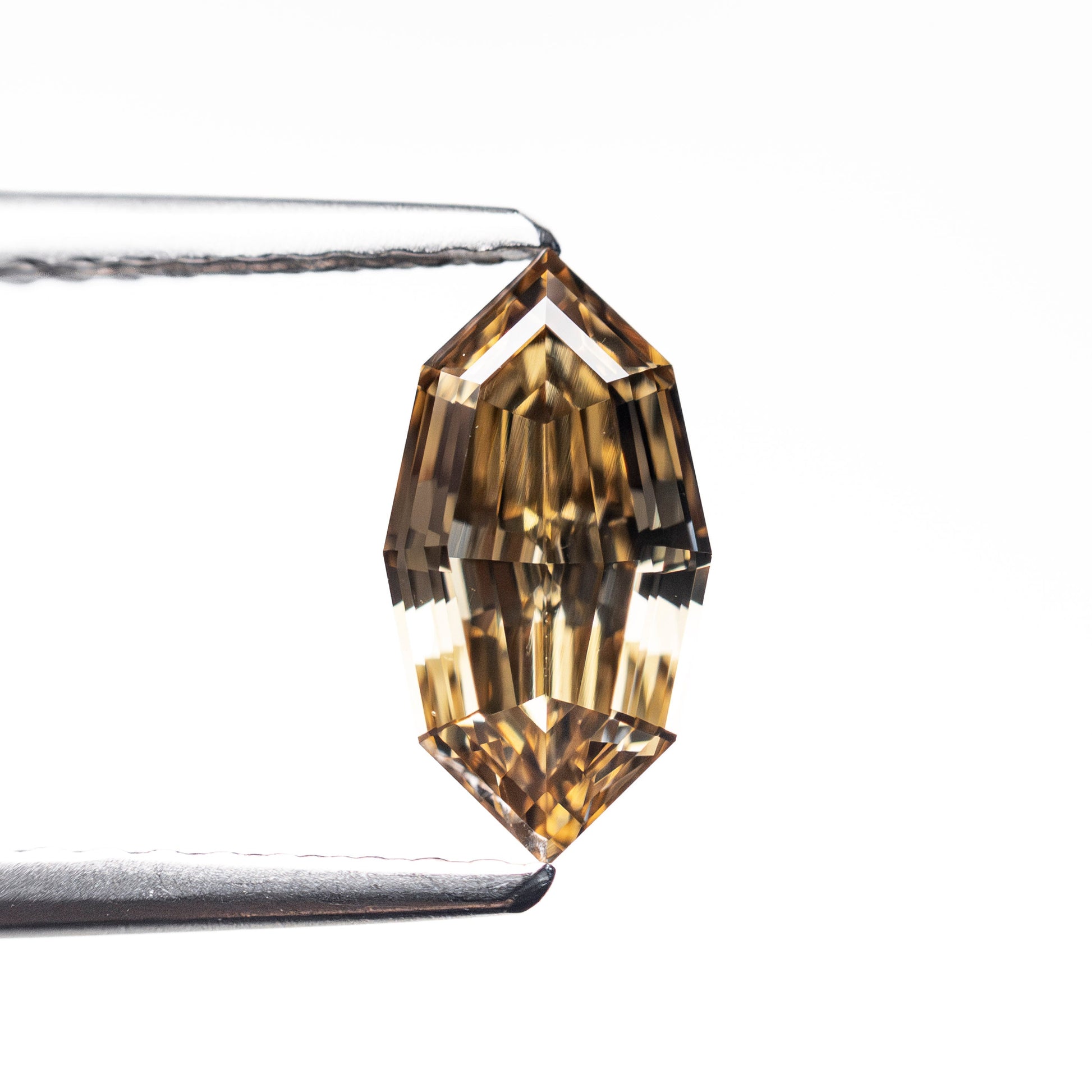 1.01ct 9.25x4.87x3.11mm VS2 C5 Geo Marquise Step Cut 🇿🇦 27375-16