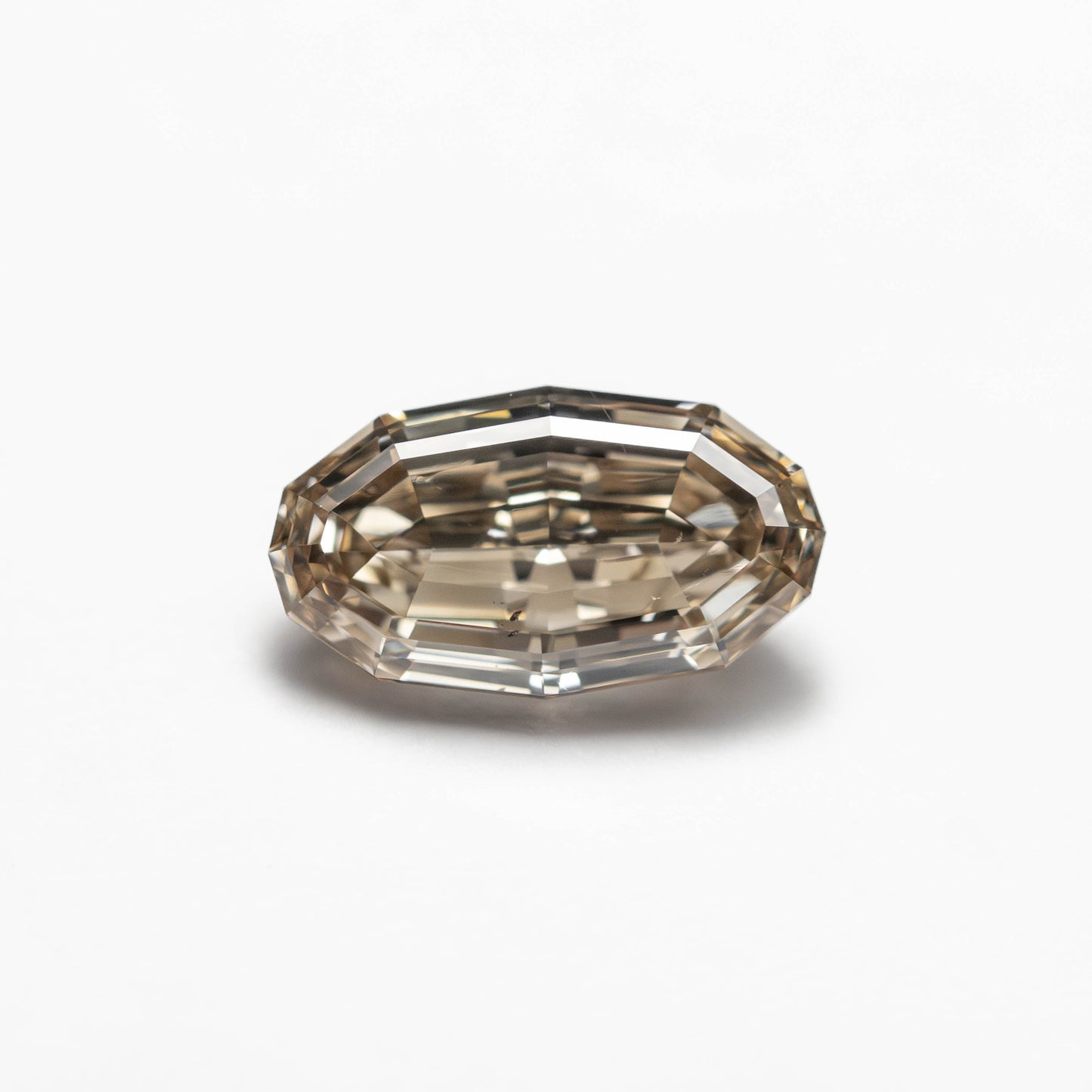 1.01ct 8.30x4.69x3.14mm SI2 C4 ジオオーバルステップカット 🇿🇦 27375-21