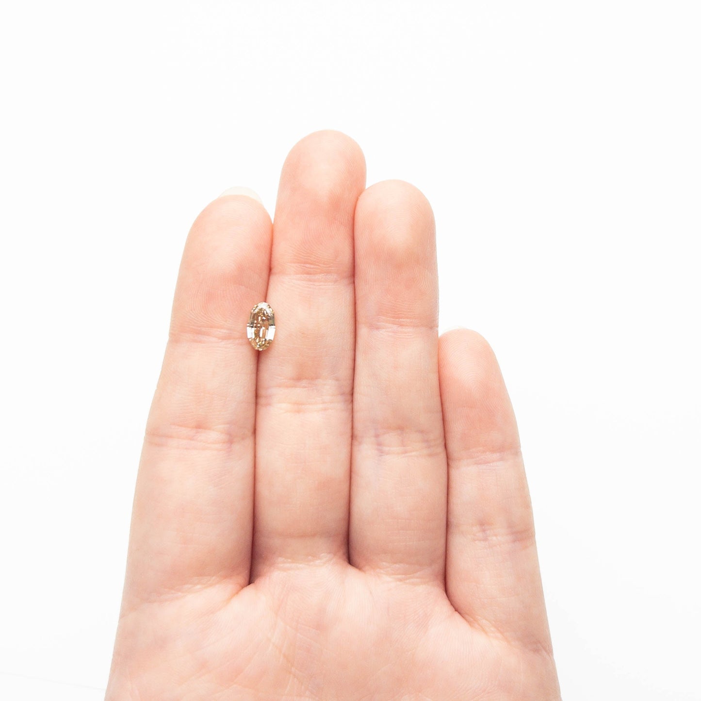 1.01ct 8.30x4.69x3.14mm SI2 C4 ジオオーバルステップカット 🇿🇦 27375-21