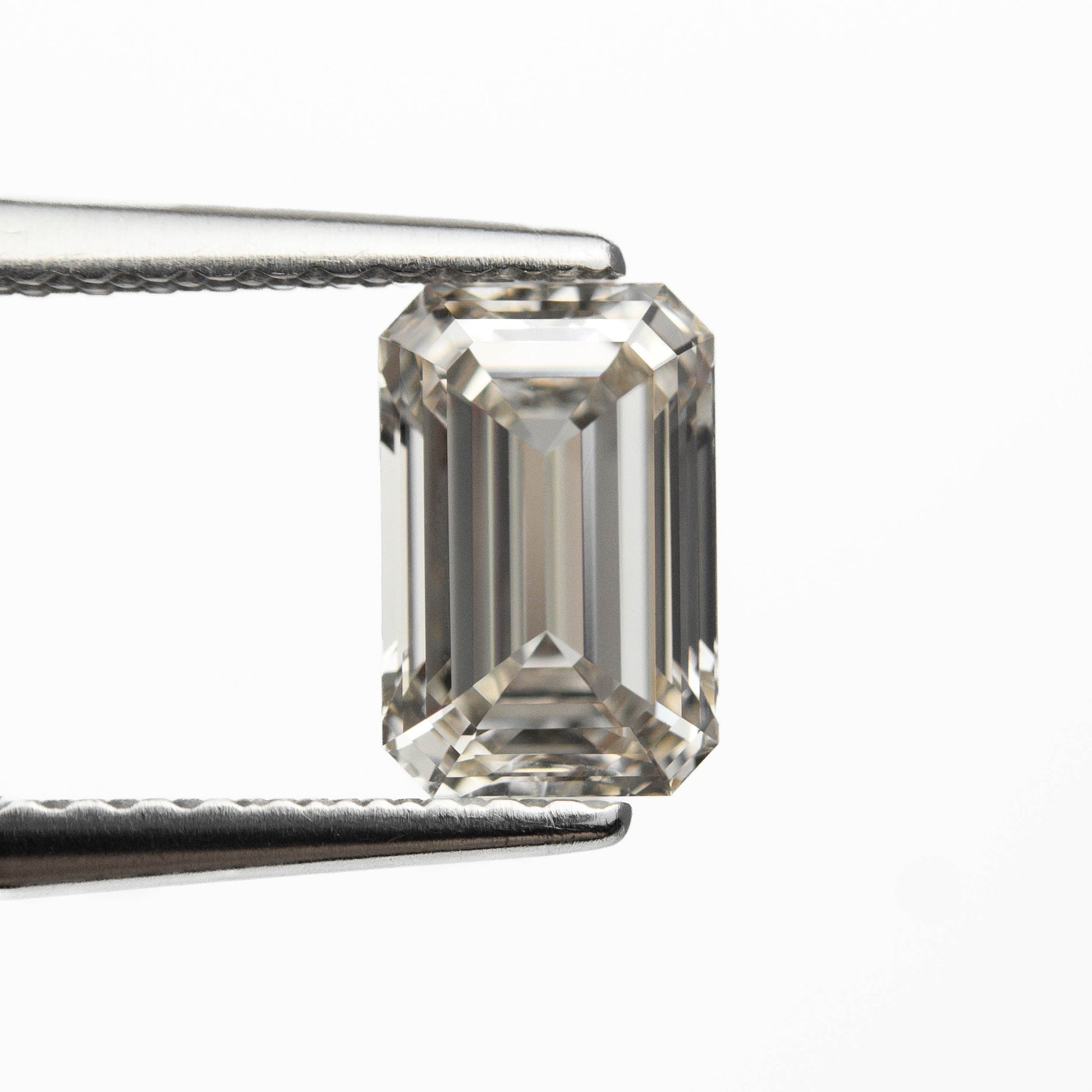 1.00ct 7.01x4.58x3.07mm VVS2 J Cut Corner Rectangle Step Cut 27376-13