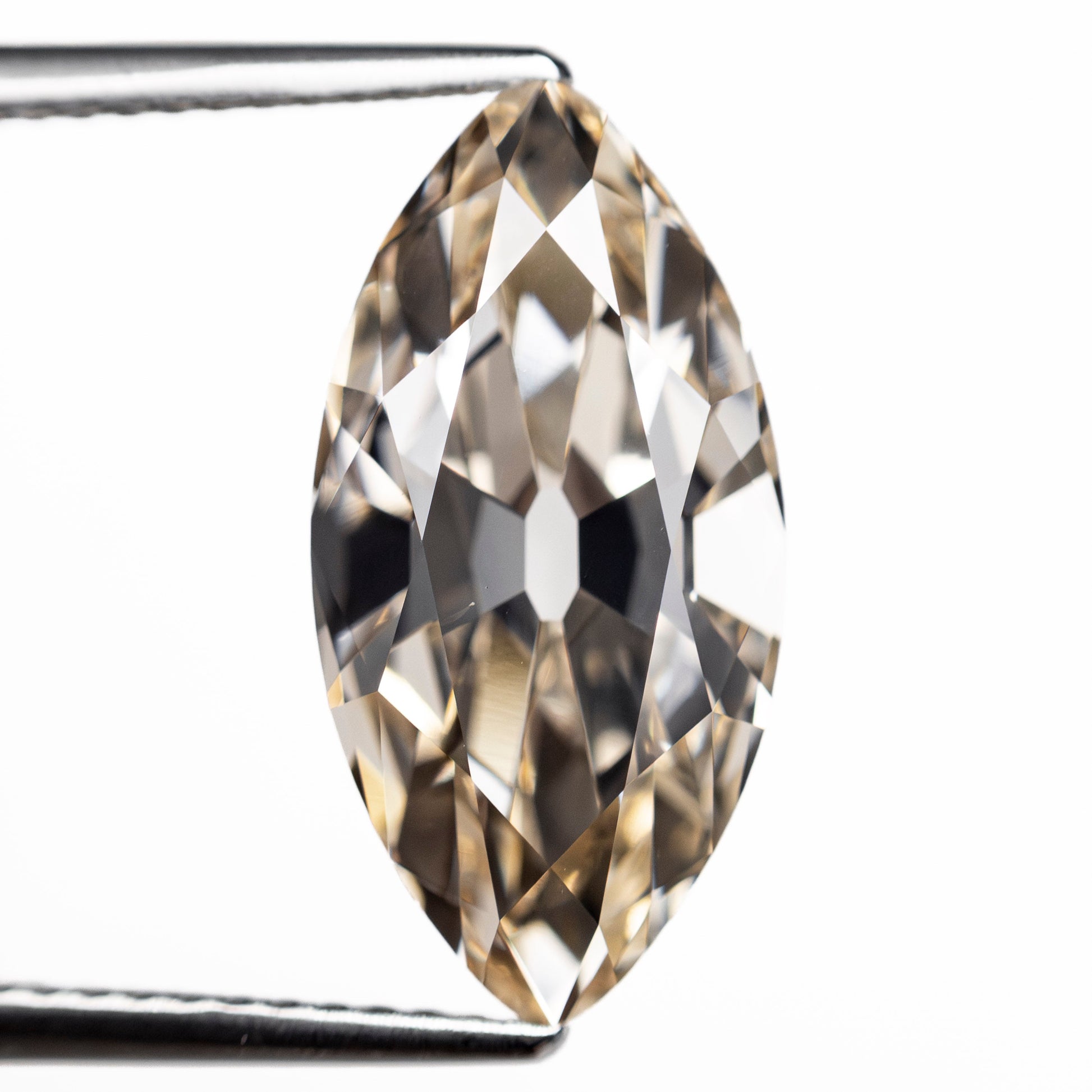 5.51ct 17.14x8.70x5.50mm GIA VS2 S-T モダンアンティークモヴァルブリリアント 27406-01