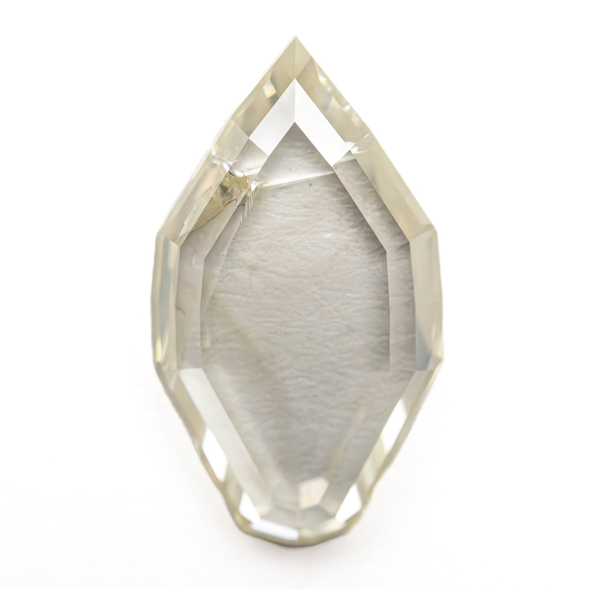 5.02カラット 17.21x9.63x3.10mm I2 OP ジオシールド ポートレートカット 27411-01