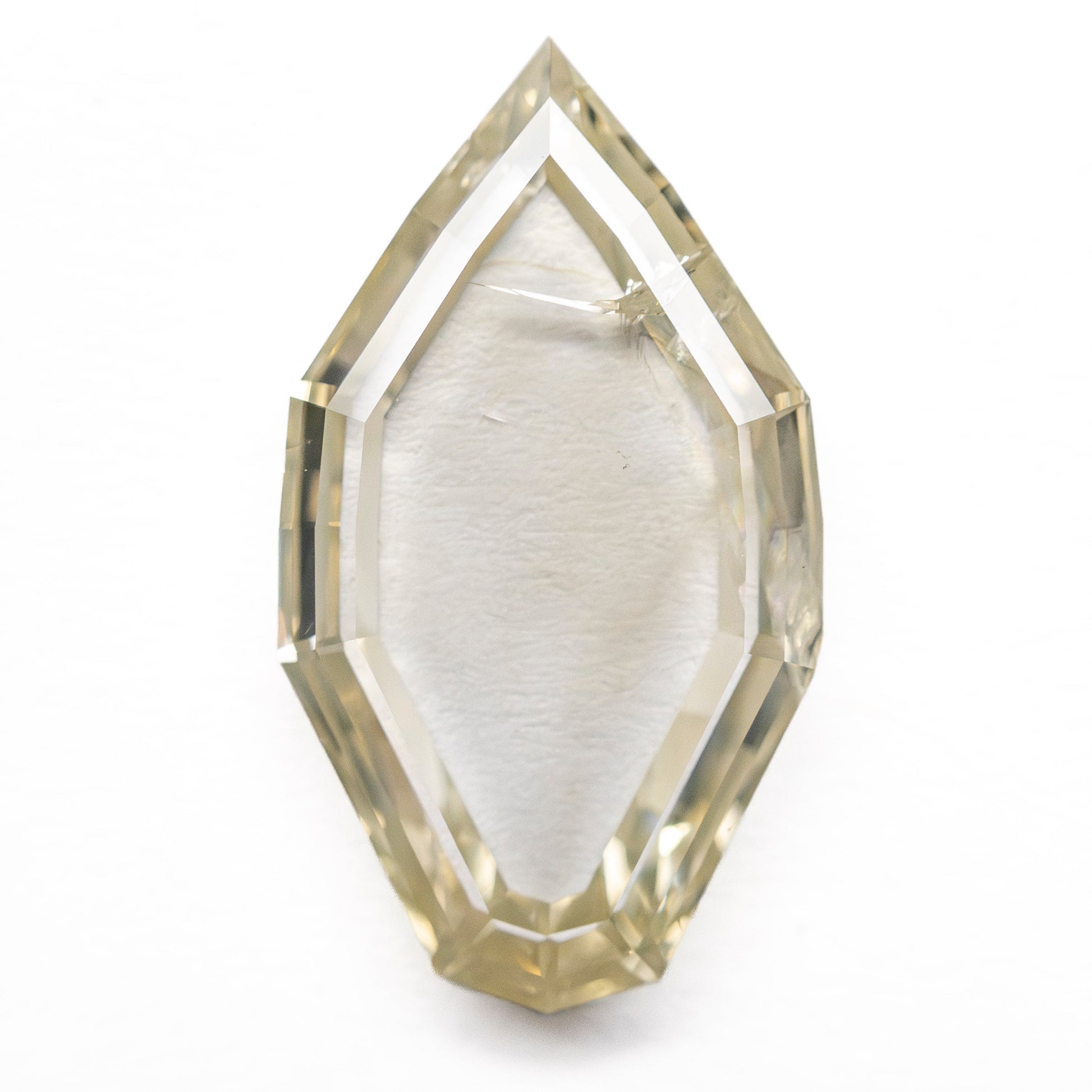 5.02カラット 17.21x9.63x3.10mm I2 OP ジオシールド ポートレートカット 27411-01