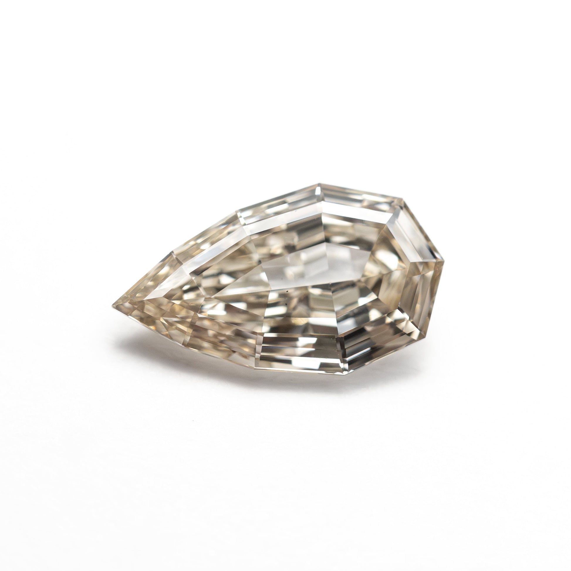 1.02ct 9.64x5.60x2.76mm VS2 U-V Geo Pear Step Cut 🇿🇦 27518-16