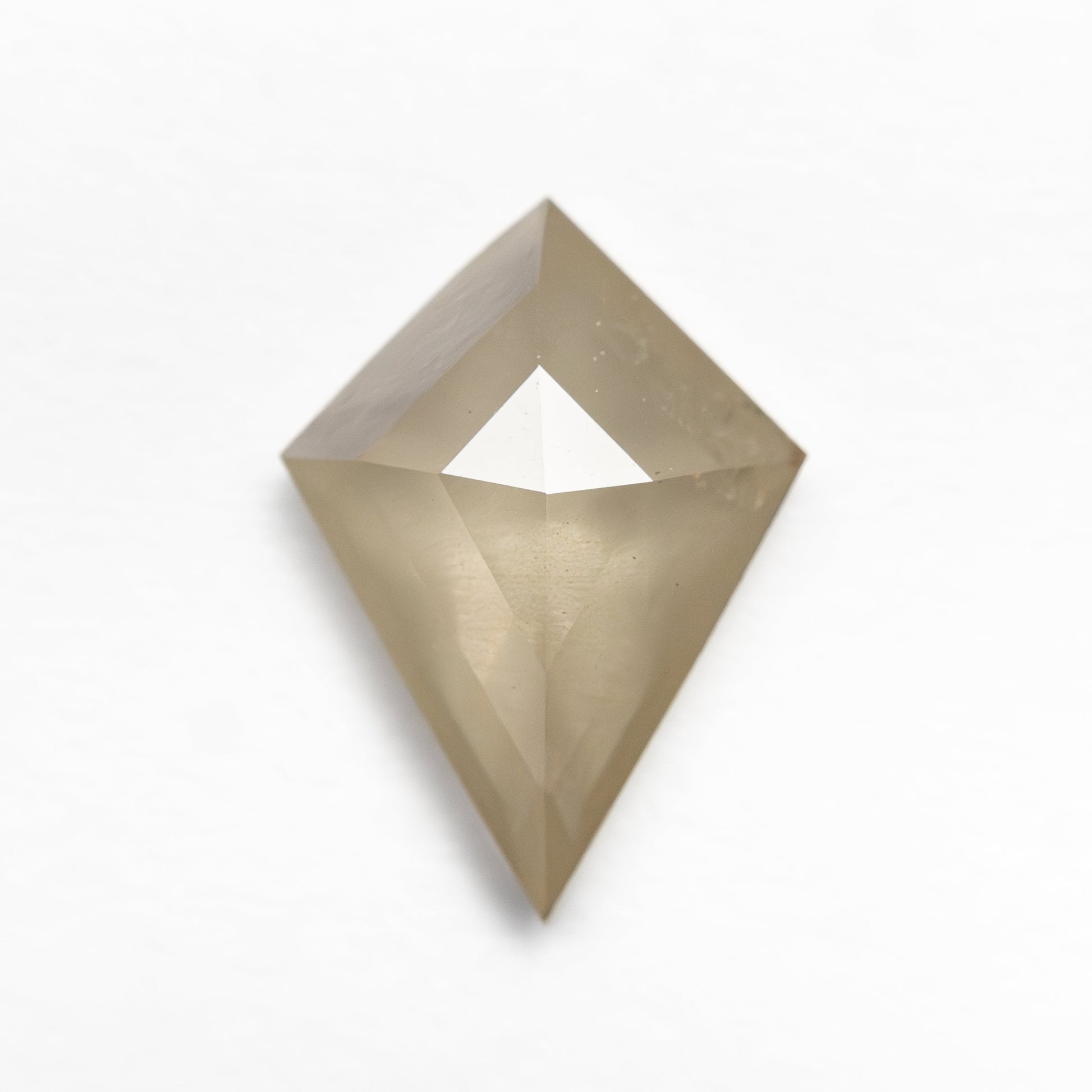 1.51ct 11.18x8.06x3.01mm カイトローズカット 27536-07