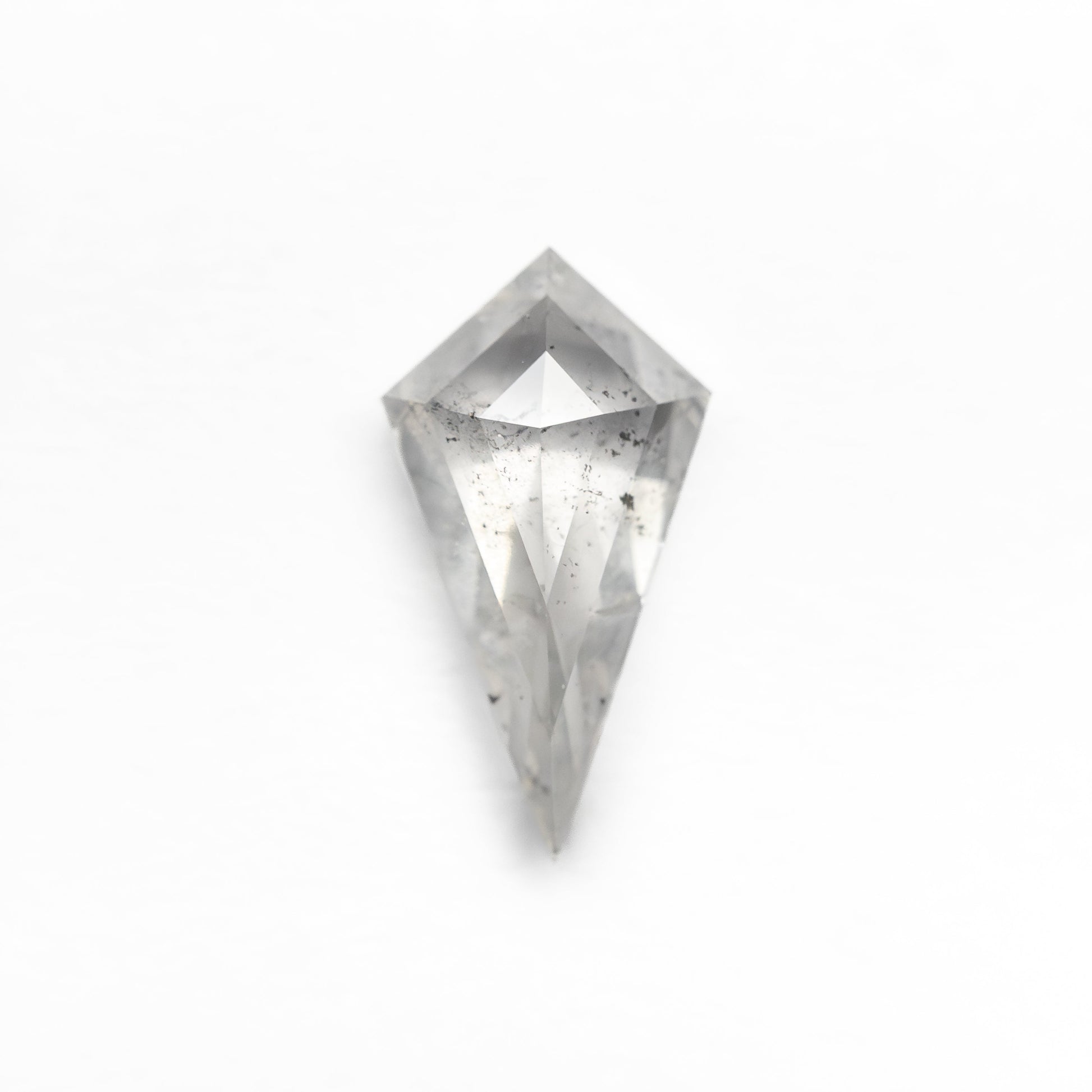 0.79ct 9.54x5.15x2.73mm カイトローズカット 27536-29