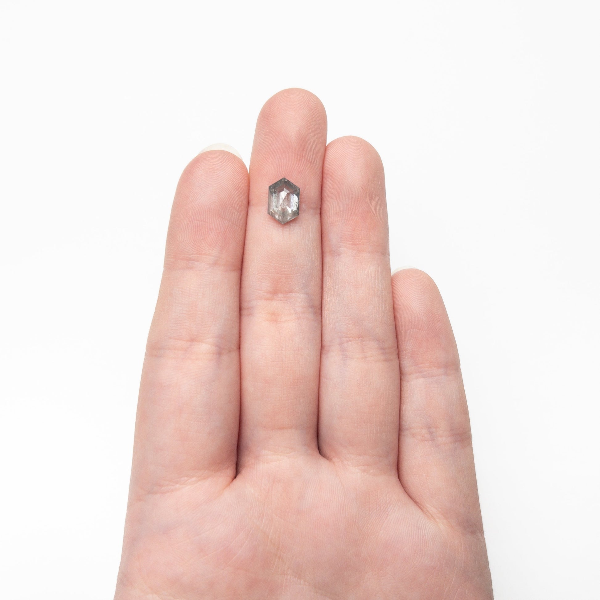 1.92ct 9.46x6.39x3.85mm ヘキサゴンローズカット 27538-03