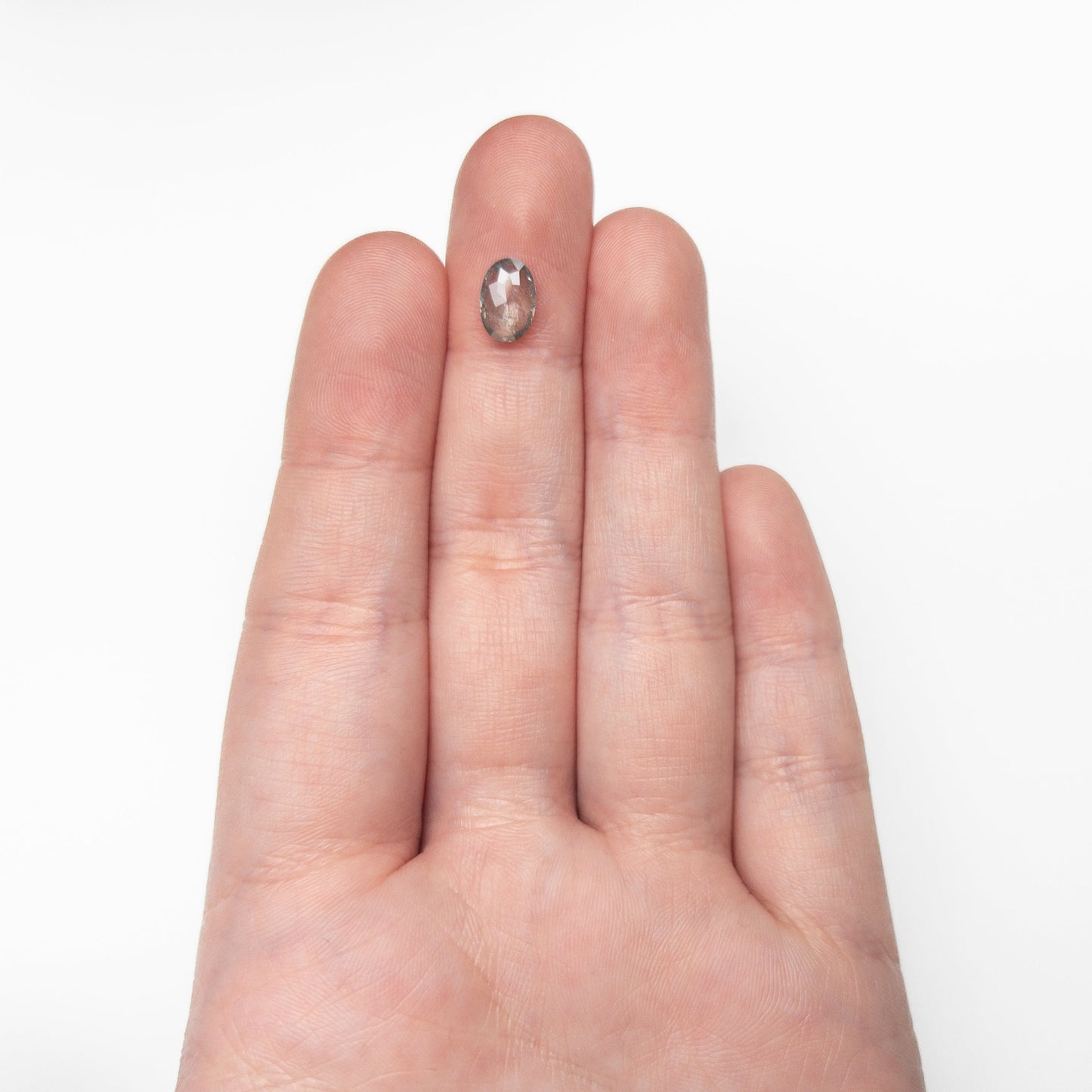 1.05ct 8.57x5.77x2.26mm オーバルローズカット 27538-04