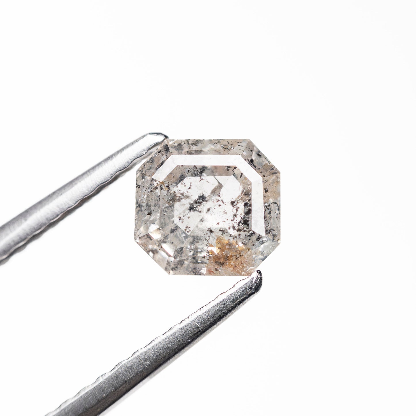0.99ct 5.68x5.35x3.18mm カットコーナーストーン レクタングル ステップカット 27538-49