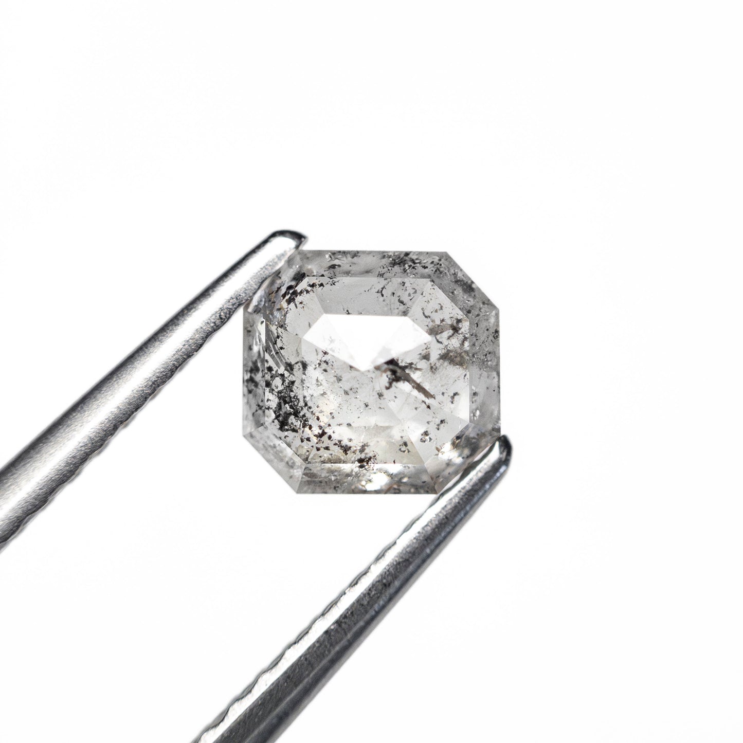 0.99ct 5.68x5.35x3.18mm カットコーナーストーン レクタングル ステップカット 27538-49