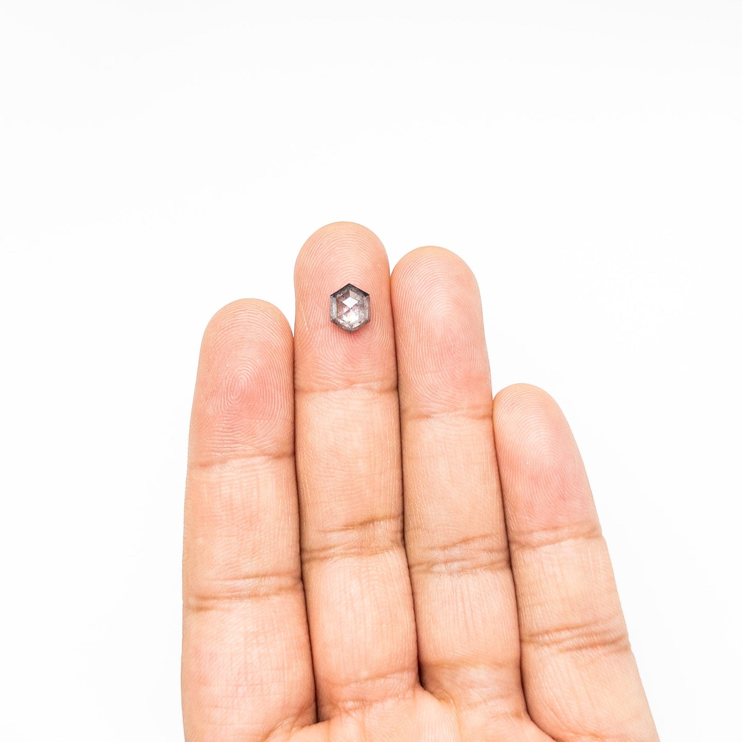 1.11カラット 7.71x6.23x2.93mm ヘキサゴンローズカット 27538-57