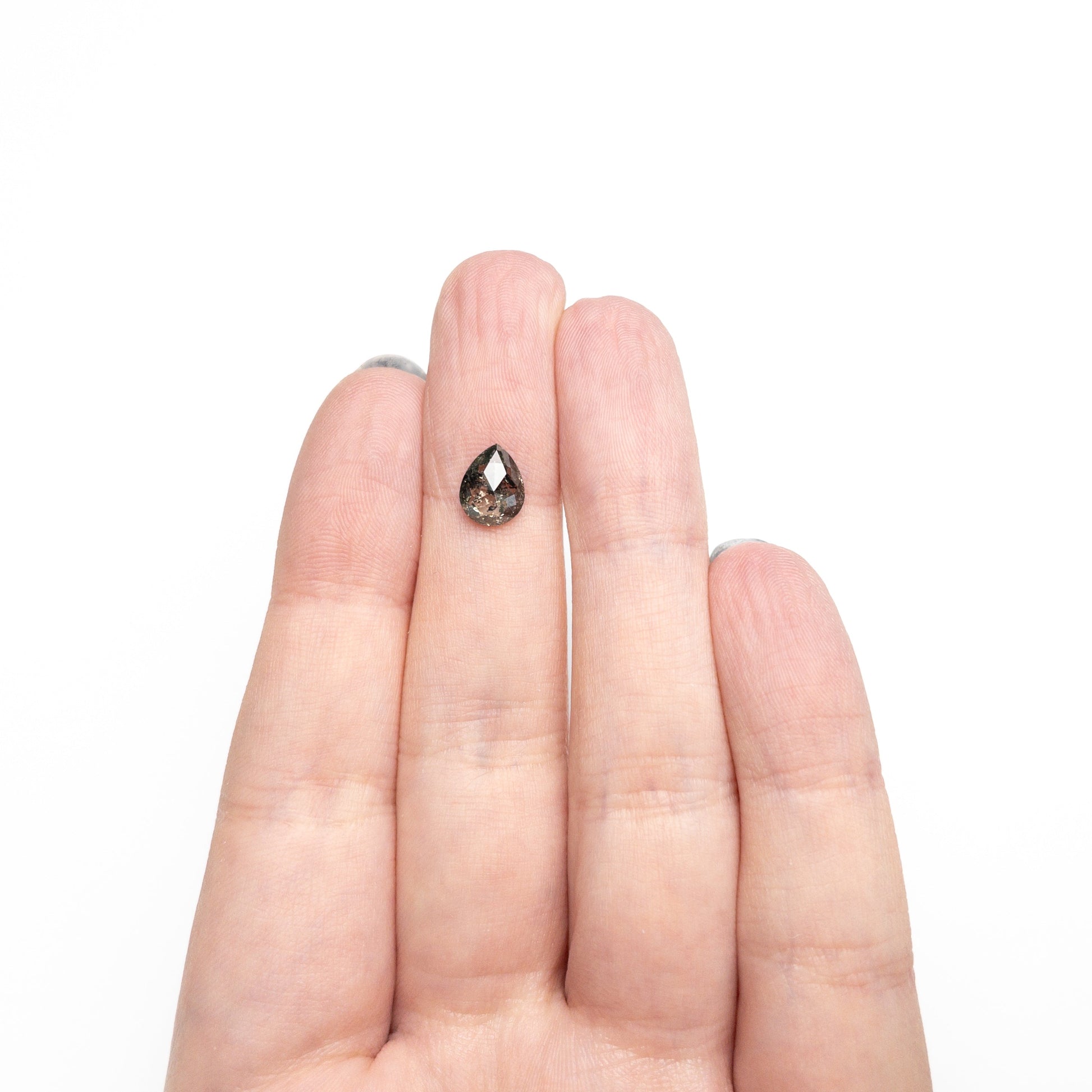 1.33カラット 8.35x6.53x3.13mm ペア ローズカット 27542-10