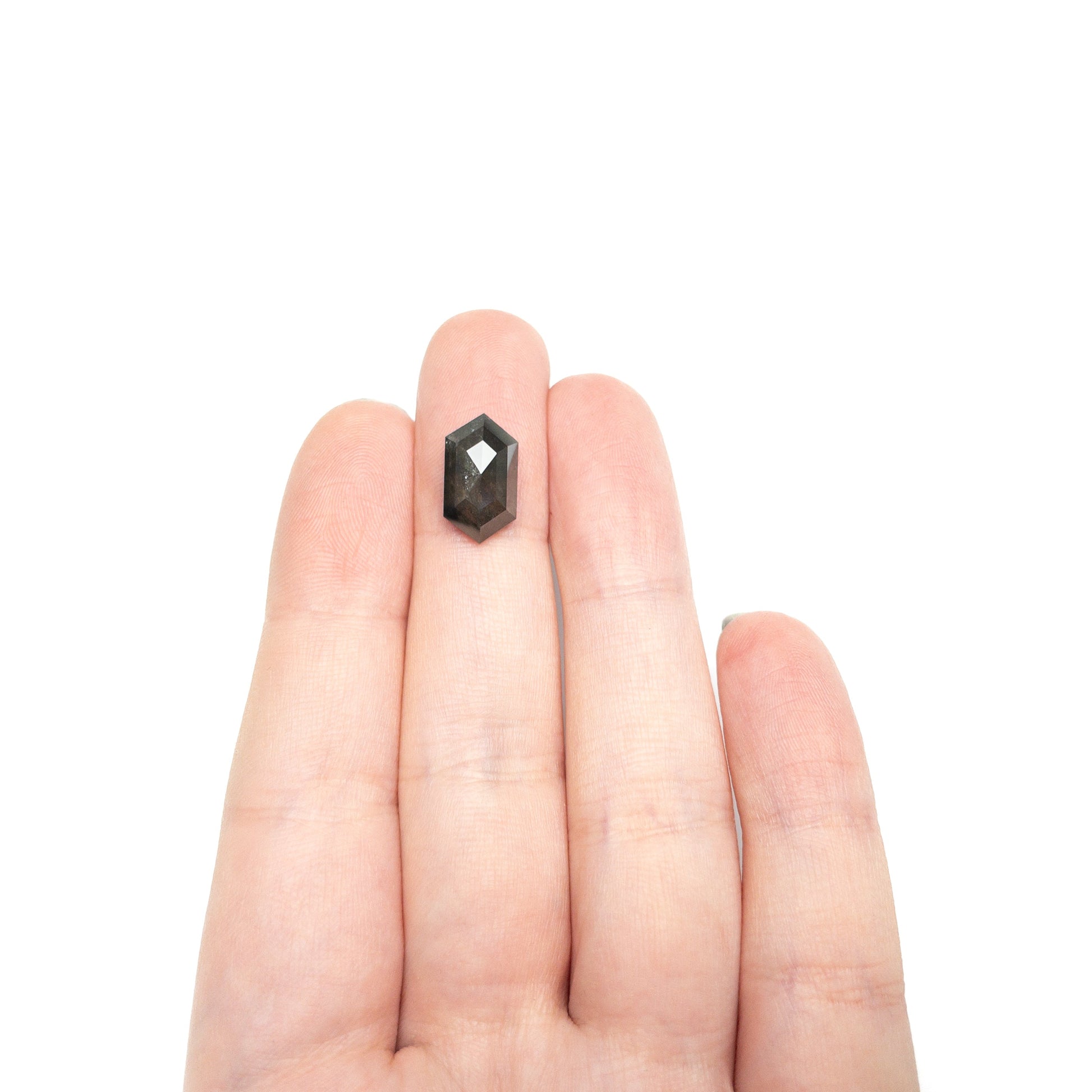 3.92ct 13.55x7.57x4.34mm ヘキサゴンローズカット 27549-03