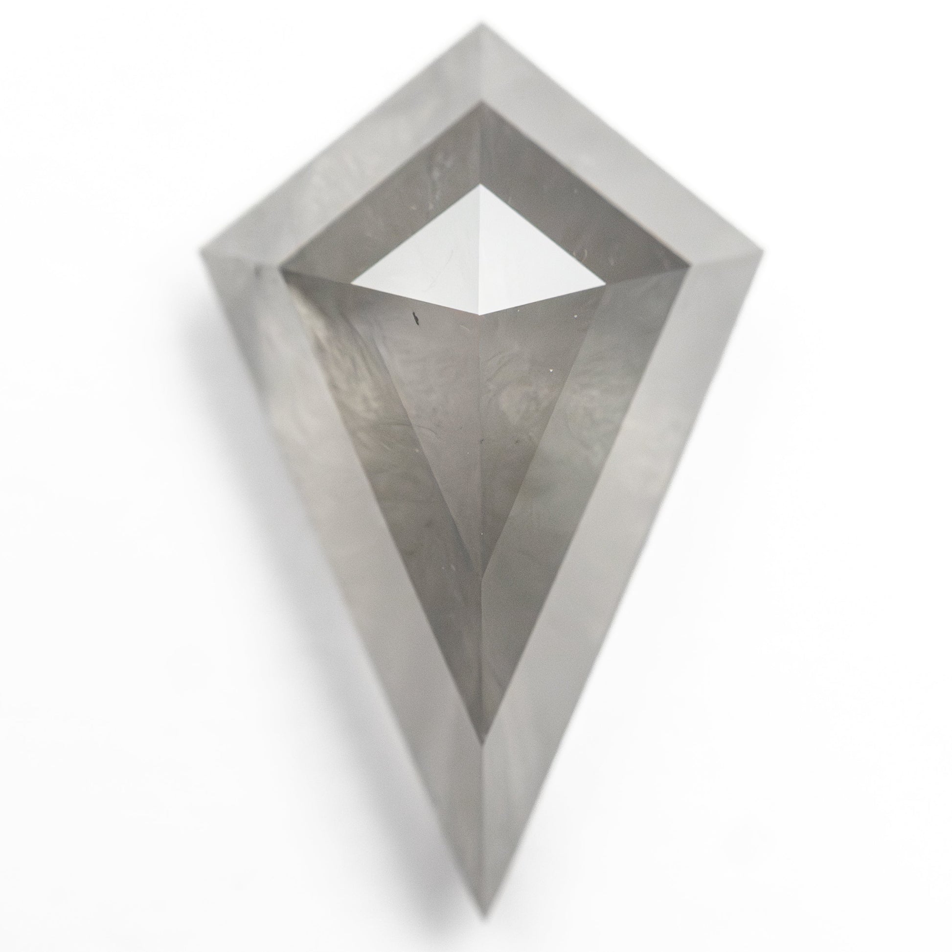 4.35ct 15.92x10.03x5.16mm カイト ローズカット 27555-01