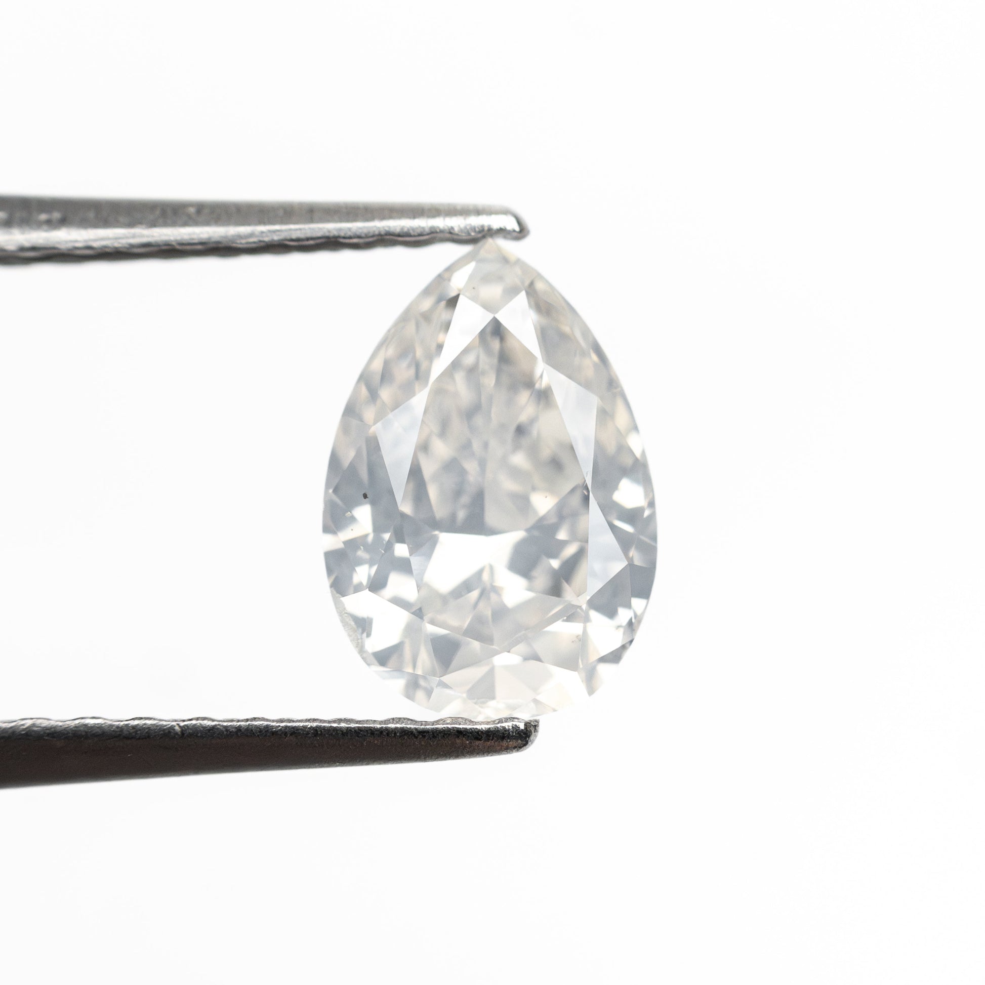 1.01ct 7.51x5.17x3.66mm ファンシーホワイト ペアブリリアント 27562-01