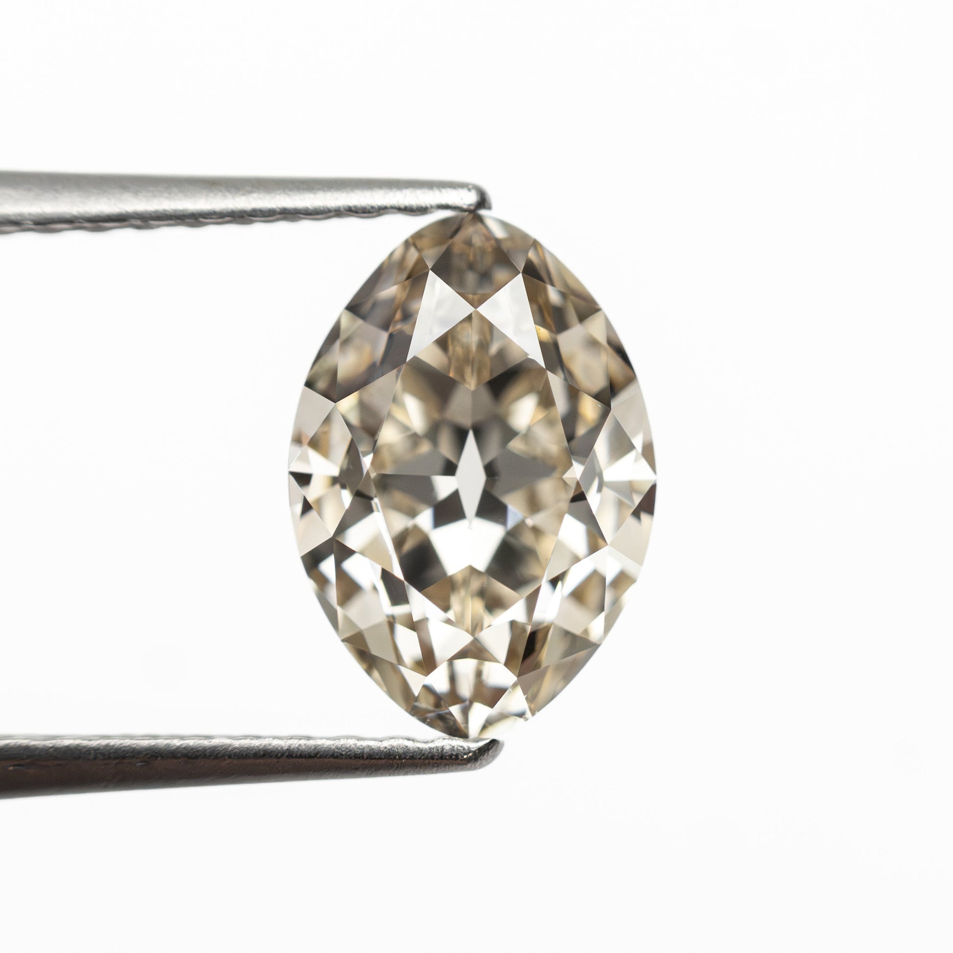 1.61ct 9.02x6.30x4.20mm VS2 W-X モダンアンティーク モーバルブリリアント 🇨🇦 27573-01