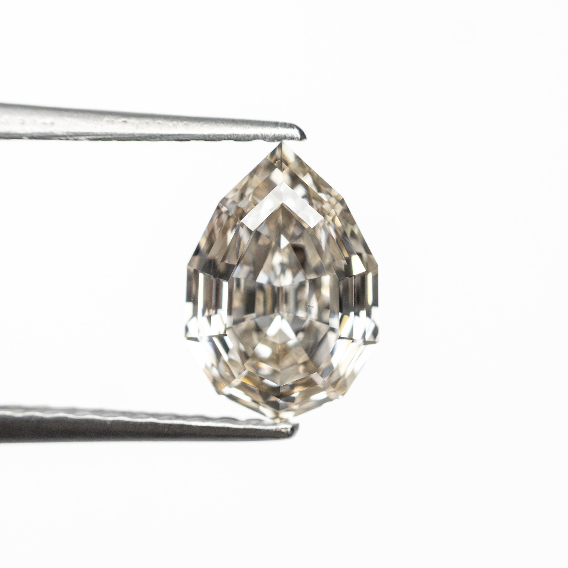 1.30ct 8.27x5.66x3.99mm SI1 Q-R Geo Pear Step Cut 🇨🇦 27579-01