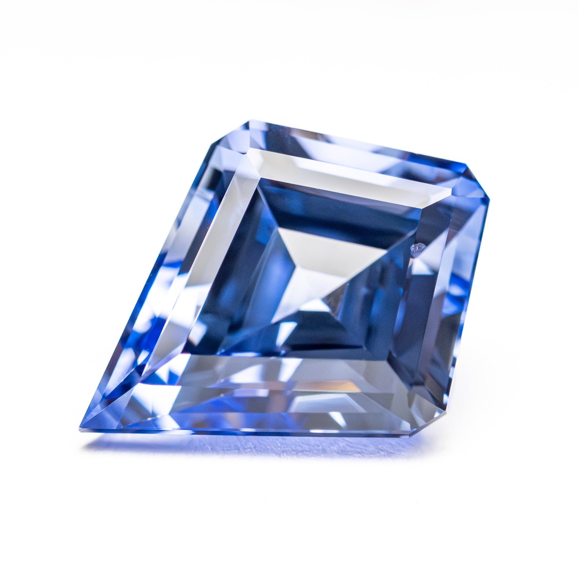 5.43ct 13.60x 10.30x6.6mm Kite Step Cut Sapphire 27716-01