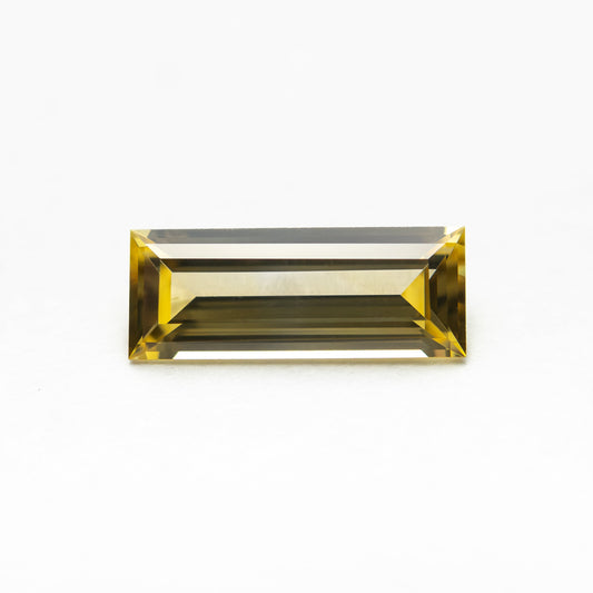 0.79ct 9.06x3.55x2.21mm Baguette Step Cut Sapphire 27719-05