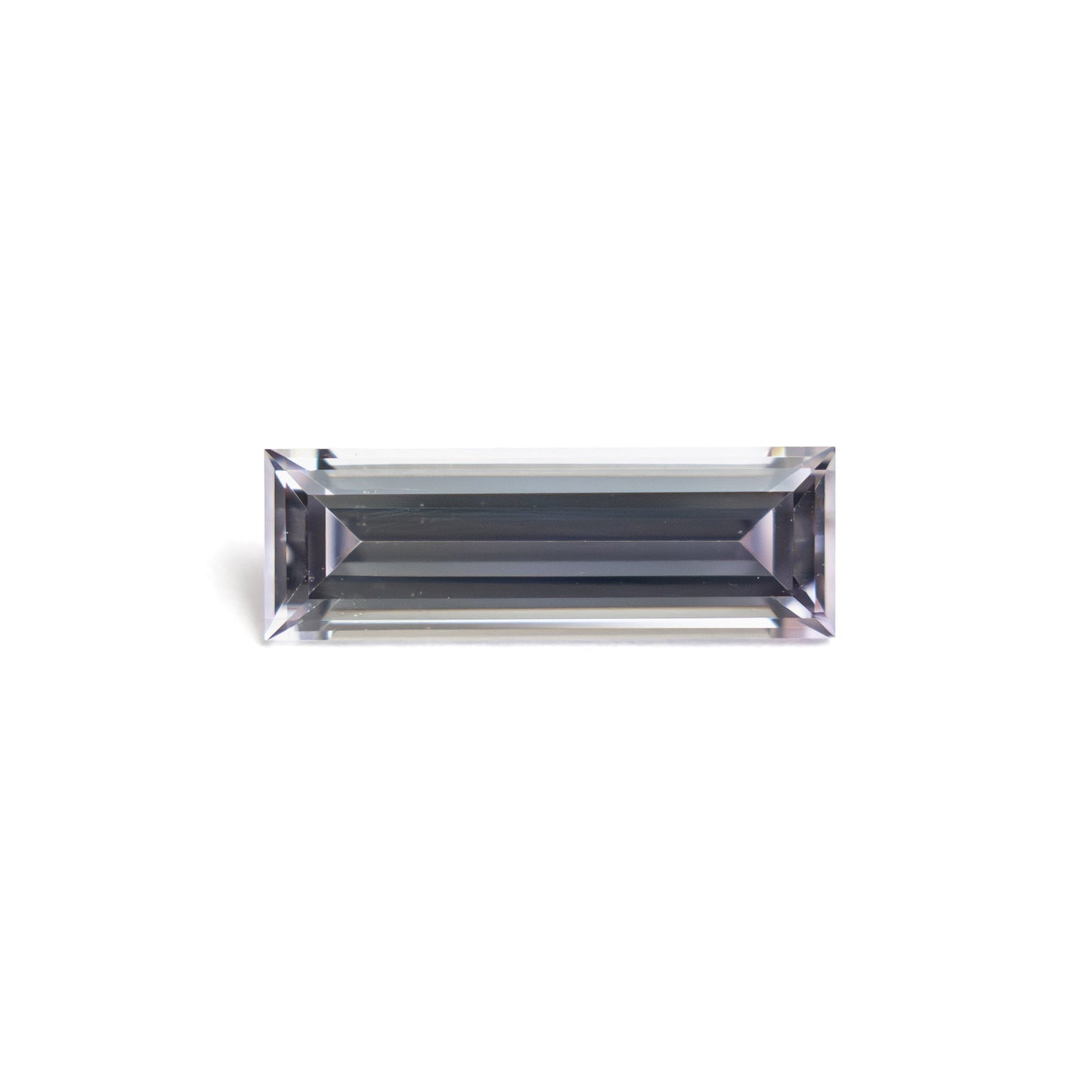 0.63ct 8.99x3.02x2.04mm バゲットステップカットサファイア 27720-02