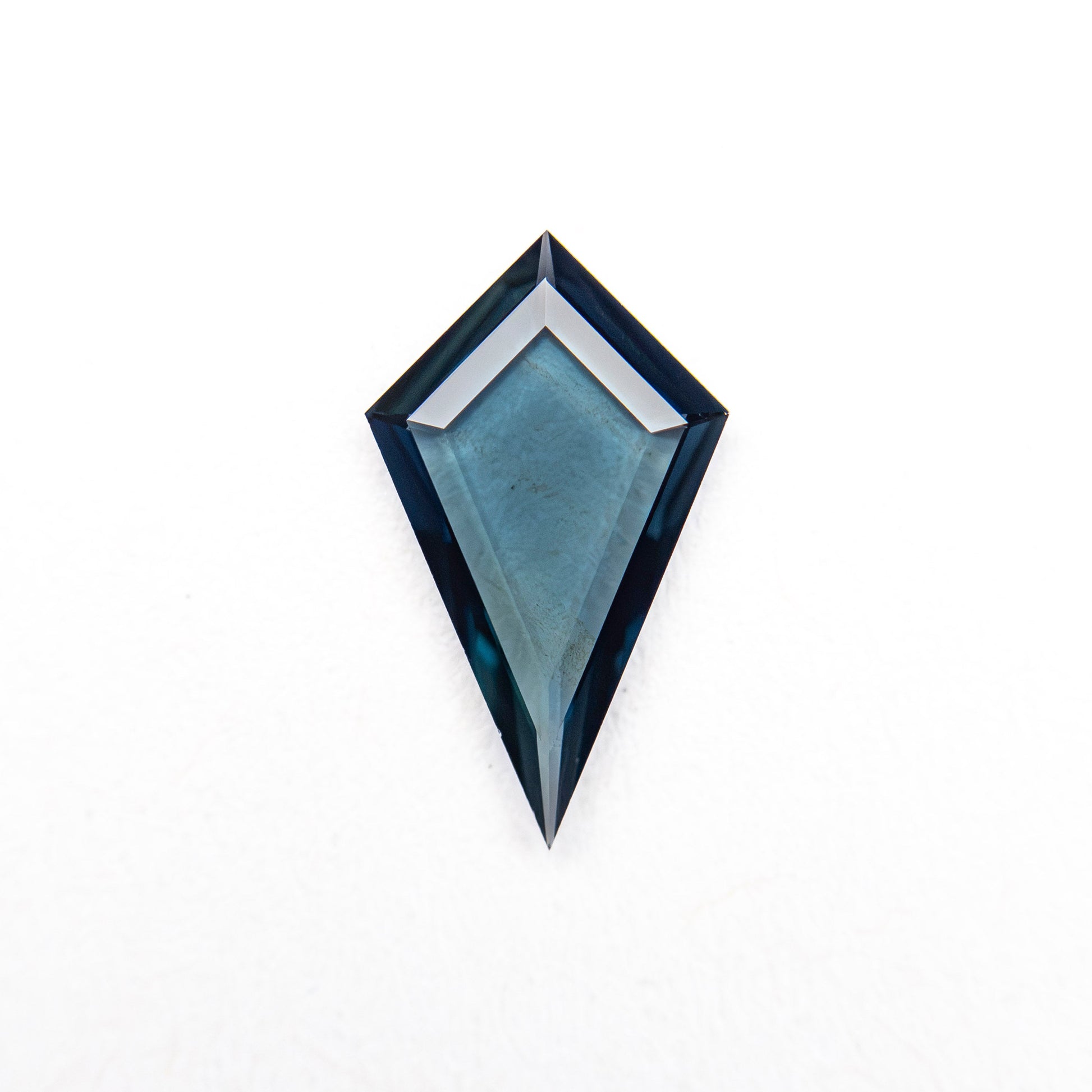 0.46ct 9.37x5.50x1.26mm Kite Portrait Cut Sapphire 27730-05