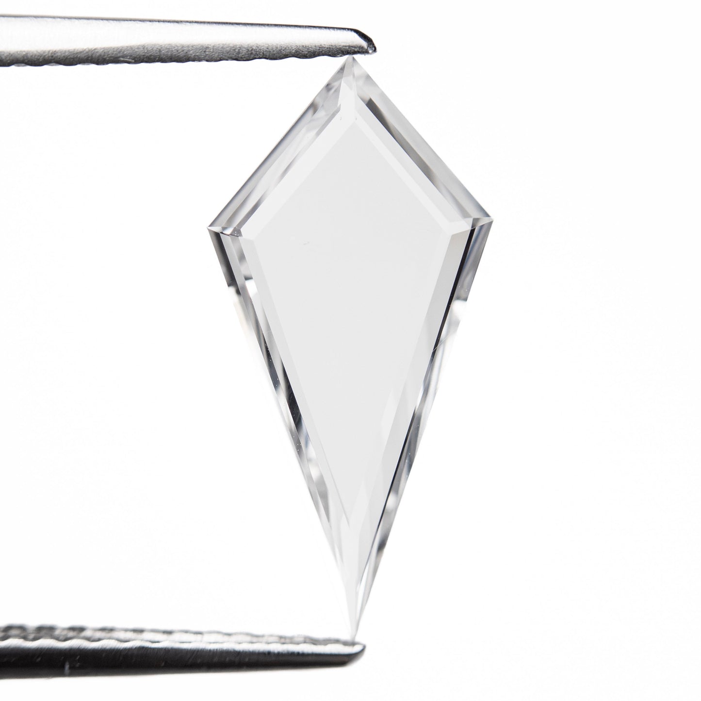 1.60ct 16.83x8.21x1.62mm Kite Portrait Cut Sapphire 27740-09