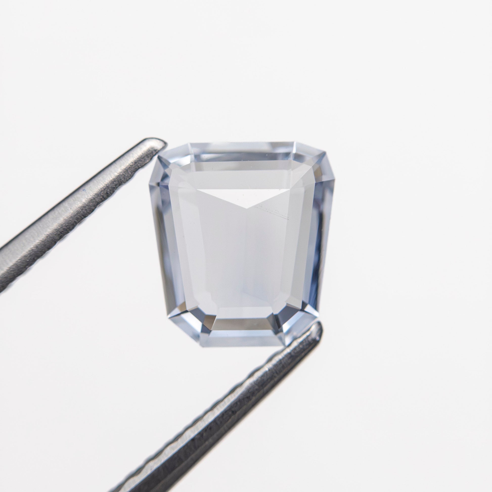 1.12ct 6.95x6.31x2.41mm Trapezoid Step Cut Sapphire 27740-17