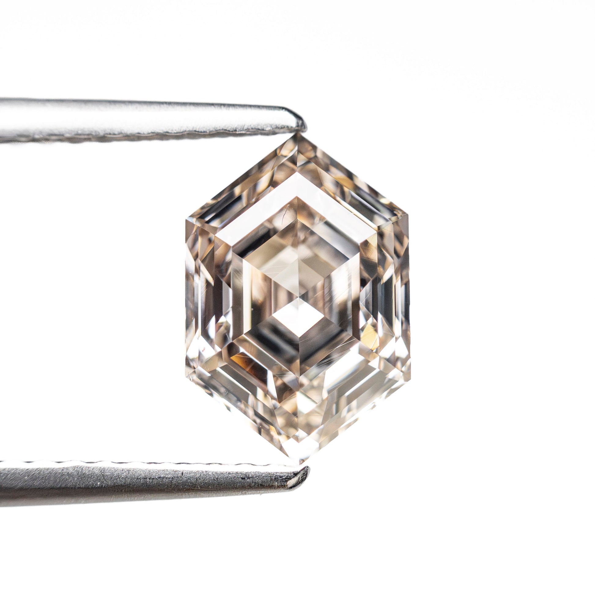 1.78ct 9.46x6.33x4.23mm VS2 S-T Hexagon Step Cut 27905-05