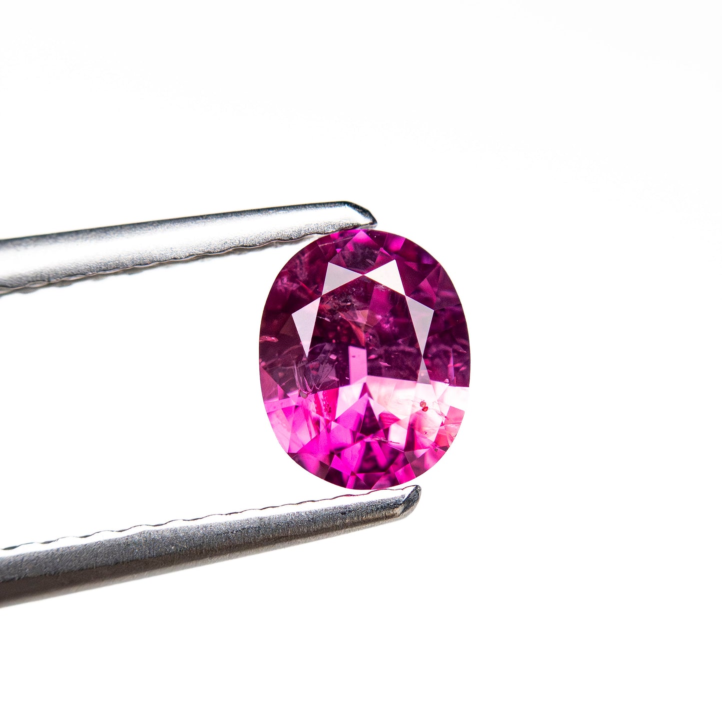 0.71ct 6.04x4.88x3.01mm オーバルブリリアントサファイア 27955-01