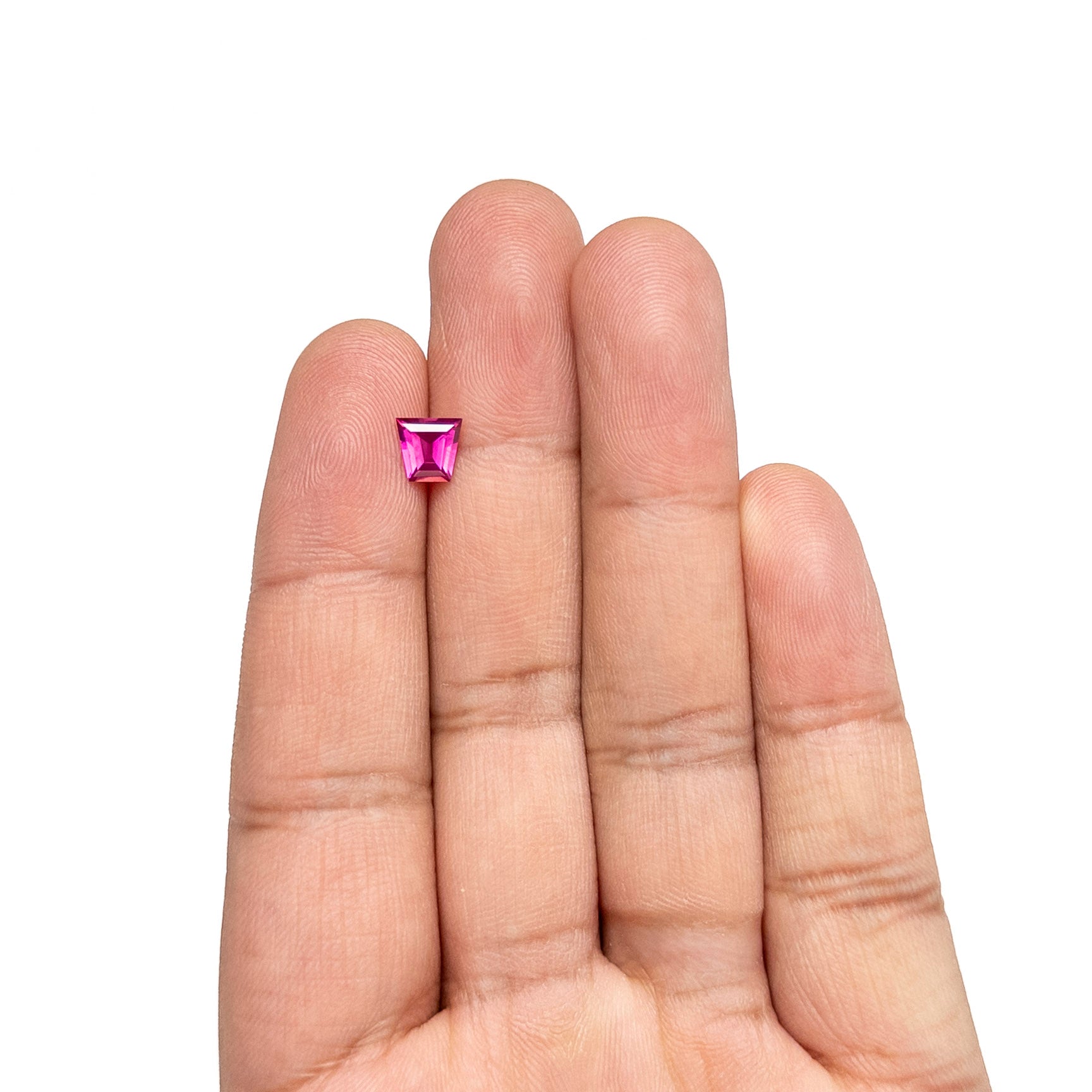 0.93ct 6.01x6.36x3.06mm トラピゾイドステップカットサファイア 27955-07