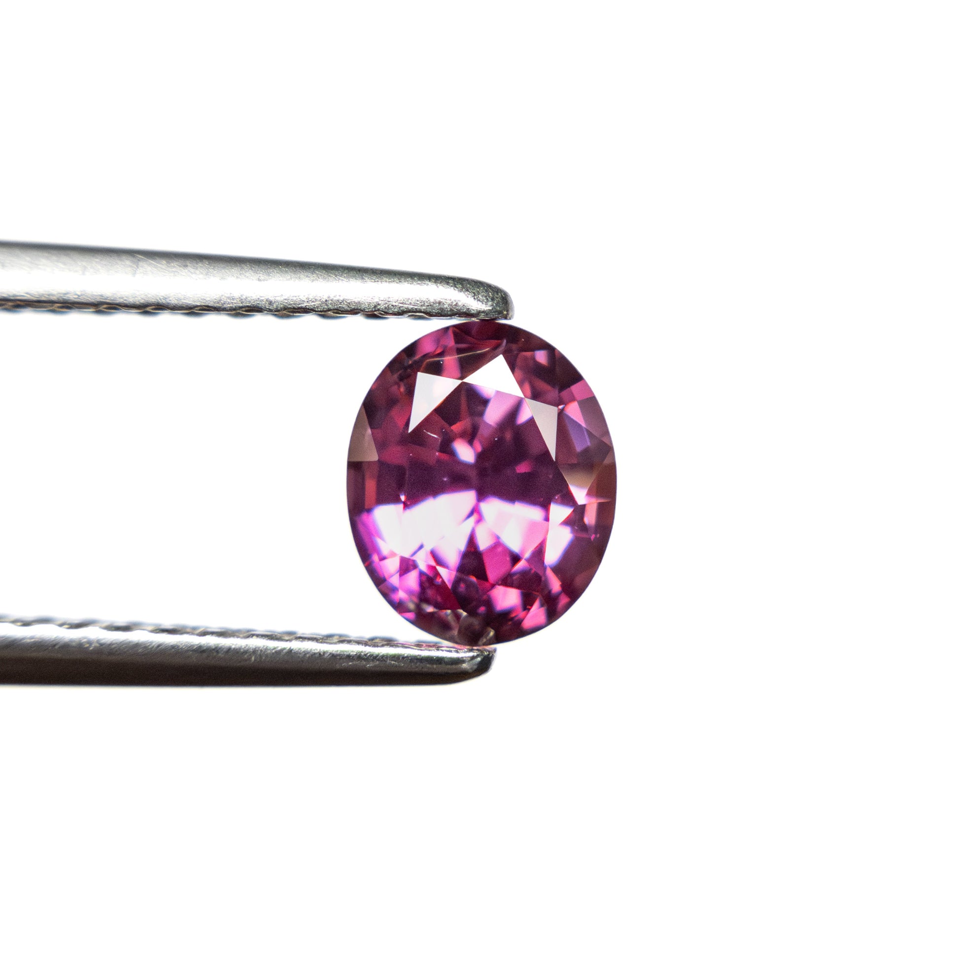 0.83ct 6.04x5.07x3.46mm オーバルブリリアントサファイア 27955-14