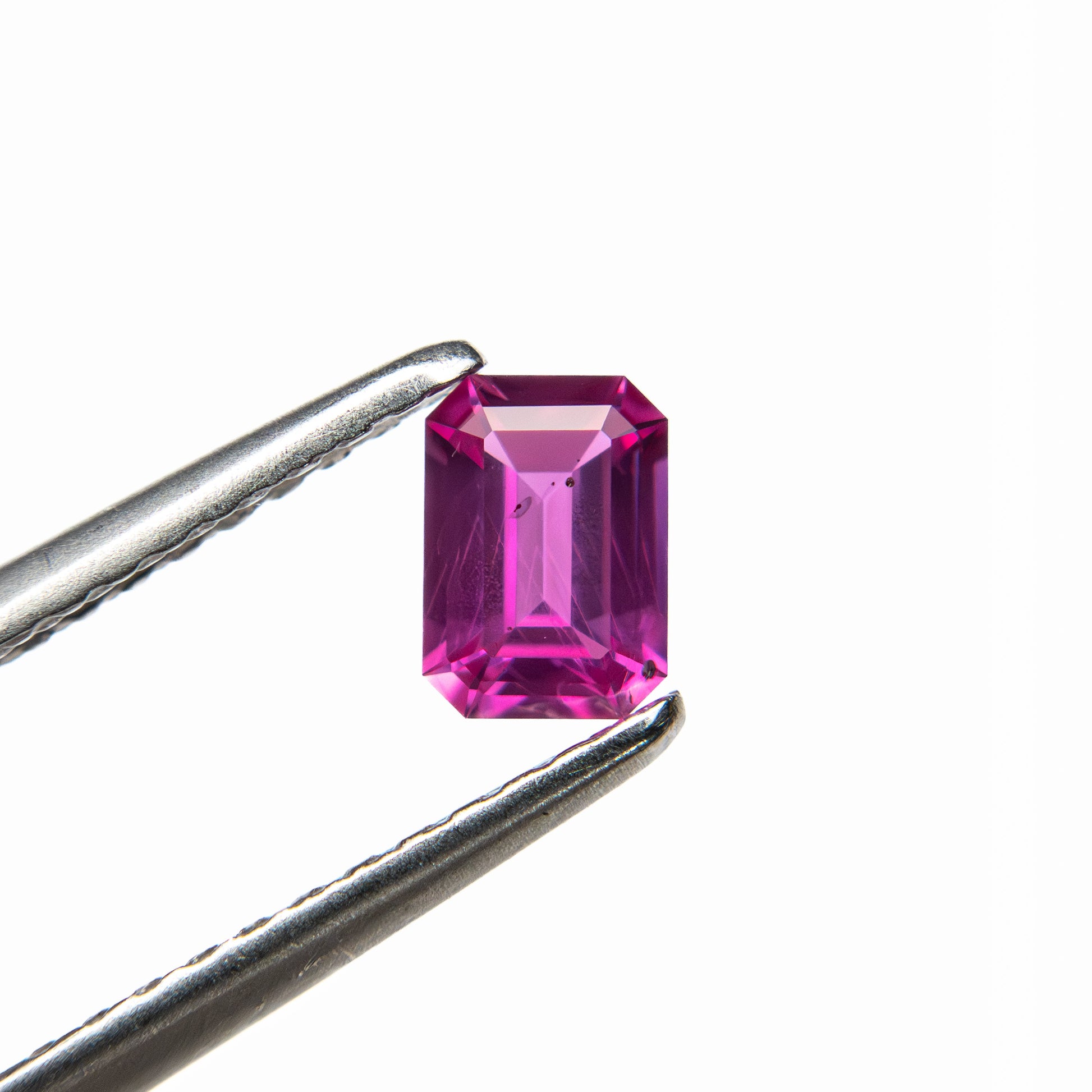 0.37カラット 4.97x3.52x2.10mm カットコーナーレクタングル ステップカット サファイア 27955-20