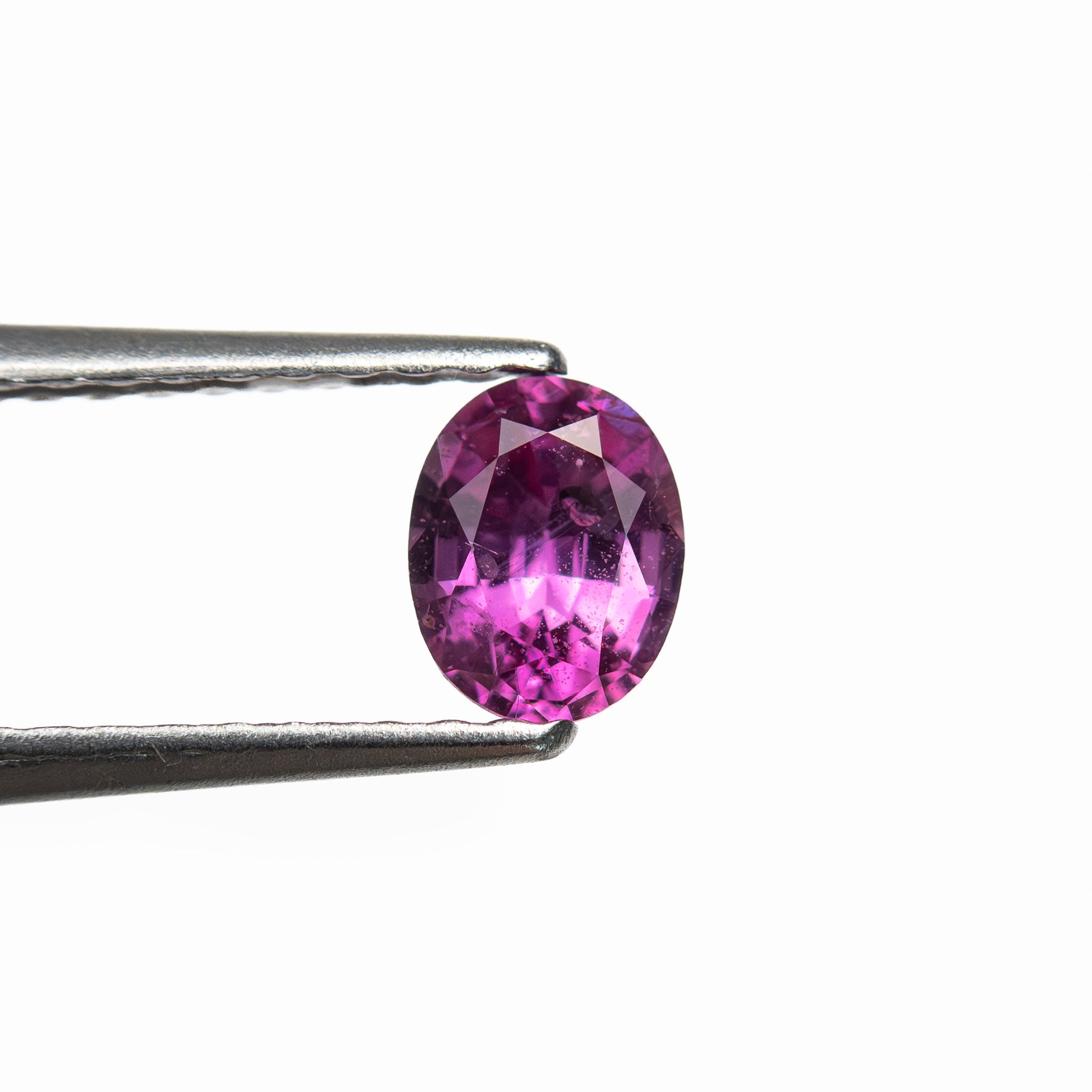 0.44ct 5.04x3.97x2.72mm Oval Brilliant Sapphire 27956-20