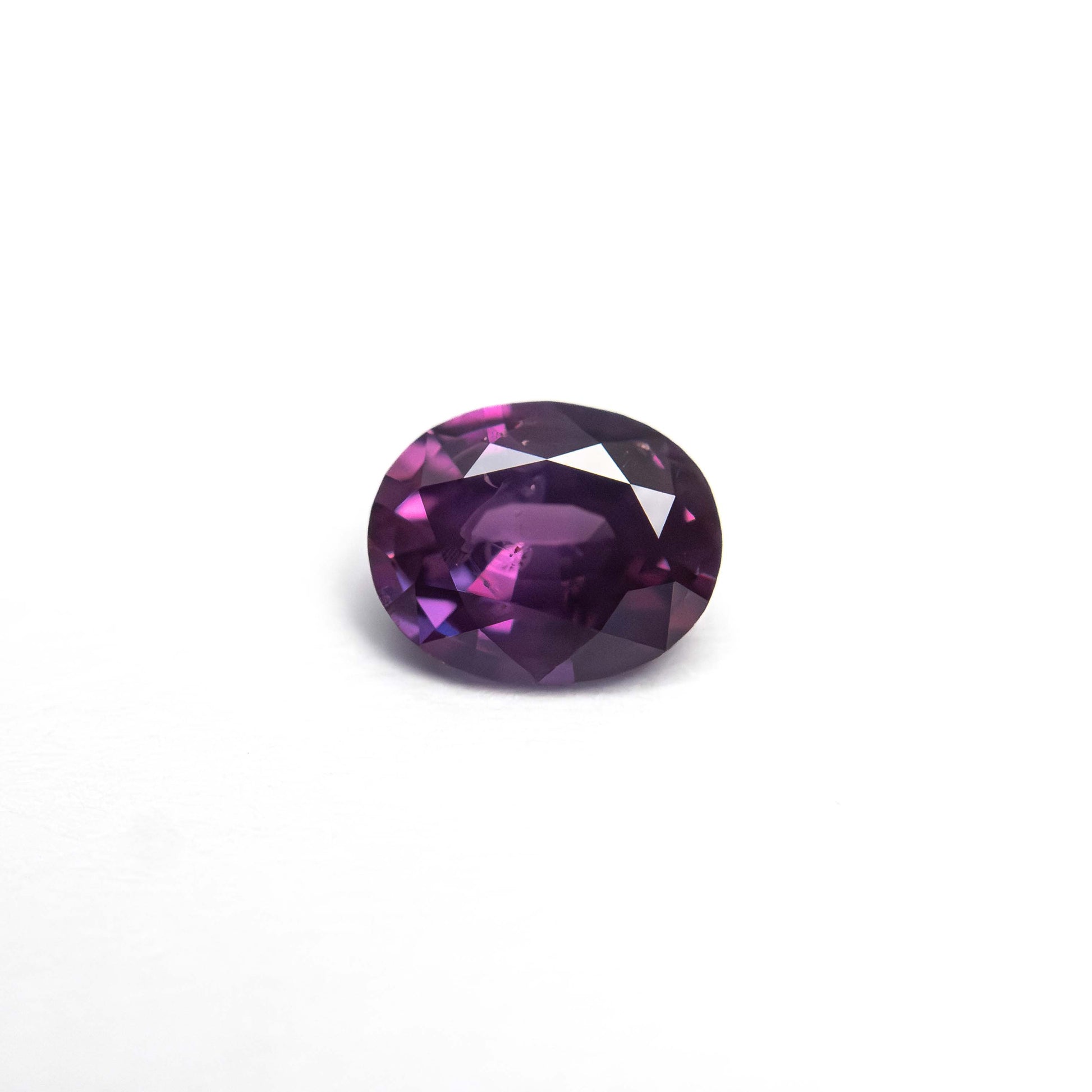 0.49カラット 5.35x4.29x2.60mm オーバルブリリアントサファイア 27957-05