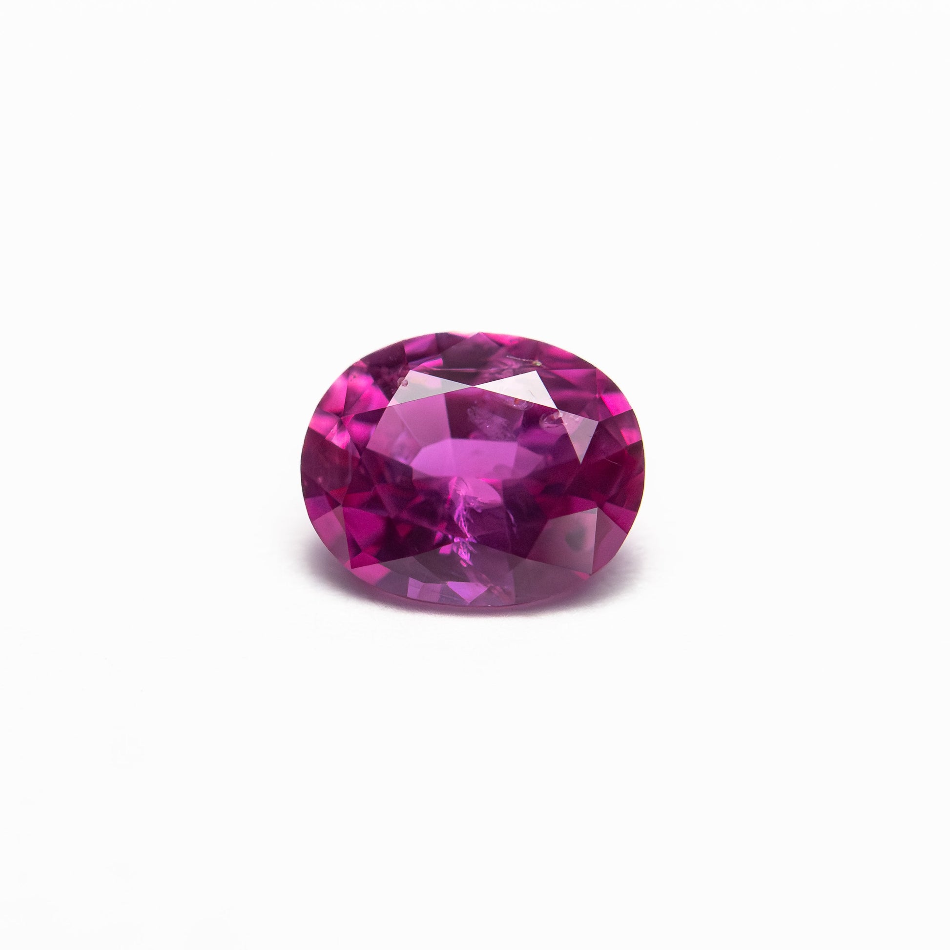 0.70ct 6.00x4.83x2.97mm オーバルブリリアントカットサファイア 27957-08